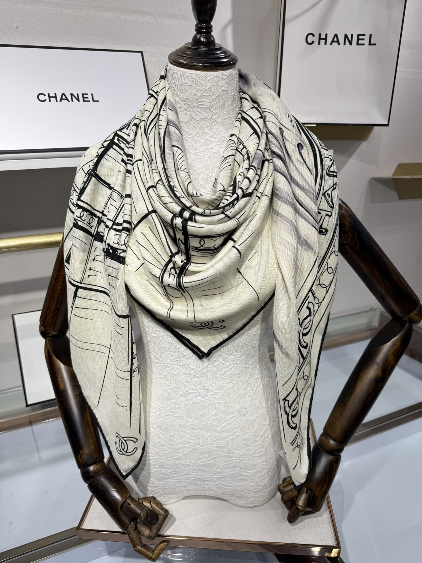 💟2025年秋冬新款💖💖💃🏻💃🏻小香家 丝羊绒方巾‼️抢‼️VIP推荐 ‼️👍下手一定要快【高端 大爱 