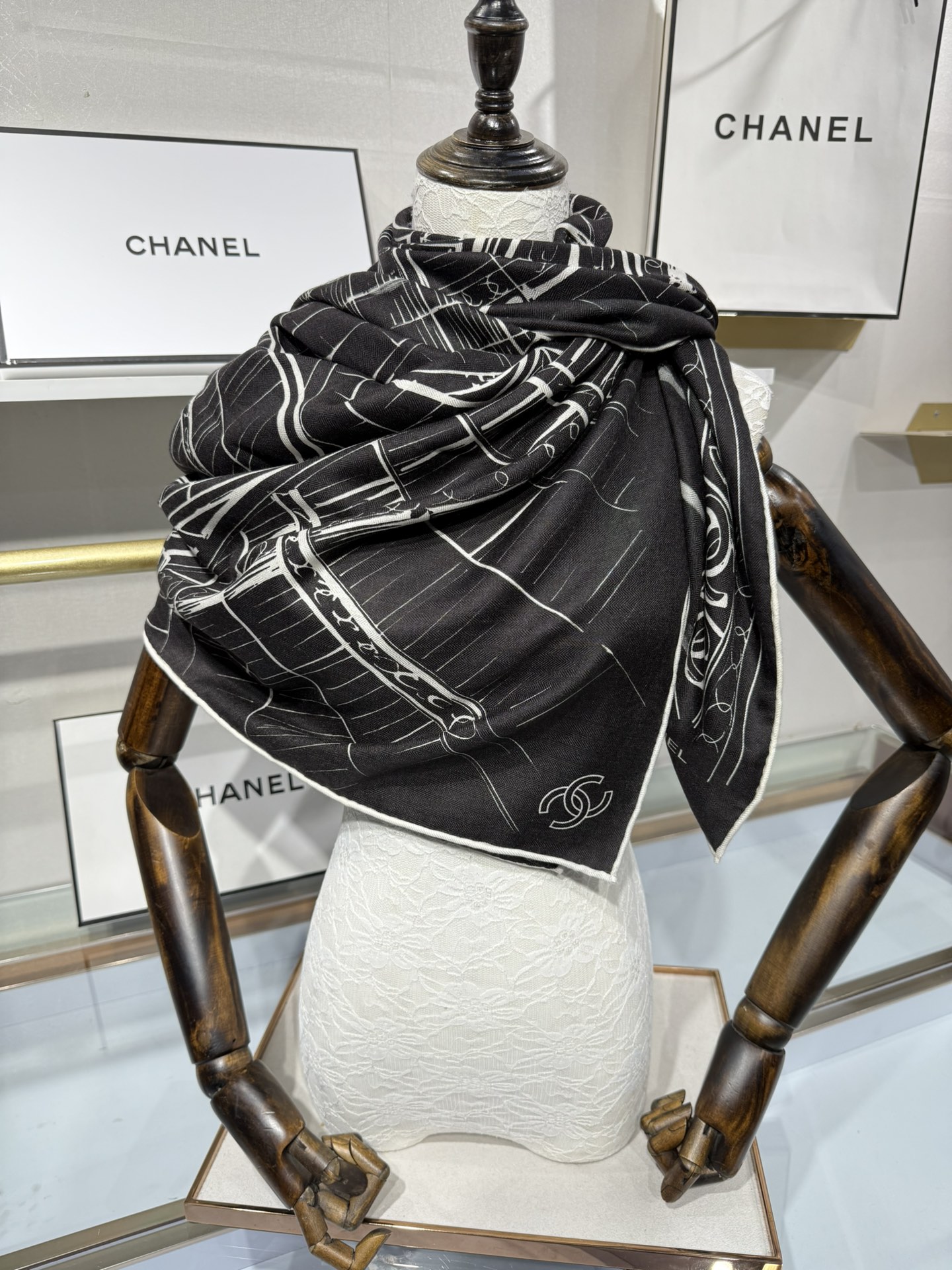 💟2025年秋冬新款💖💖💃🏻💃🏻小香家 丝羊绒方巾‼️抢‼️VIP推荐 ‼️👍下手一定要快【高端 大爱 