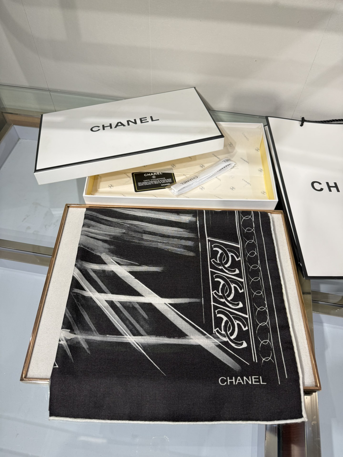 💟2025年秋冬新款💖💖💃🏻💃🏻小香家 丝羊绒方巾‼️抢‼️VIP推荐 ‼️👍下手一定要快【高端 大爱 