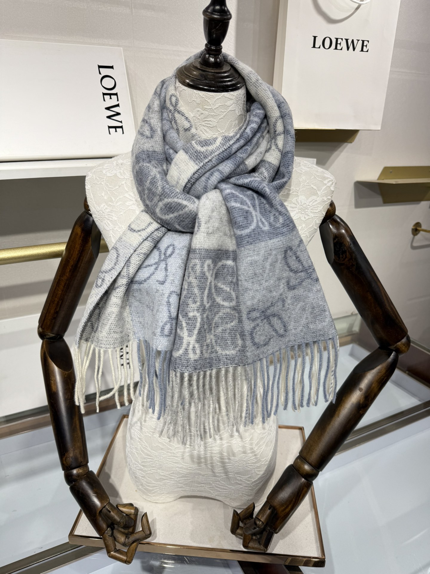 💟📦 新款；/顶级原单男女款‼️罗意威很幸運拿到這個品牌的東西，真的不多見，很少在國內做訂單，款式真的少