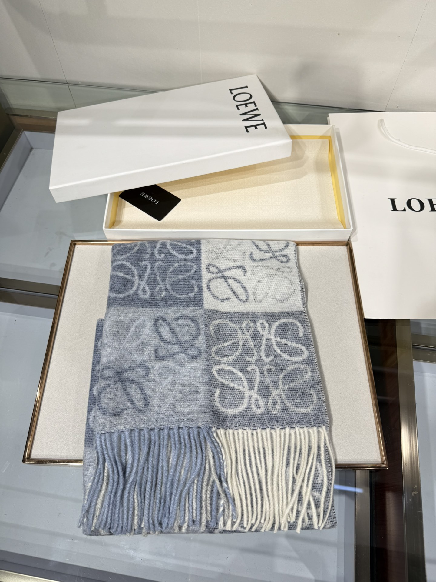 💟📦 新款；/顶级原单男女款‼️罗意威很幸運拿到這個品牌的東西，真的不多見，很少在國內做訂單，款式真的少