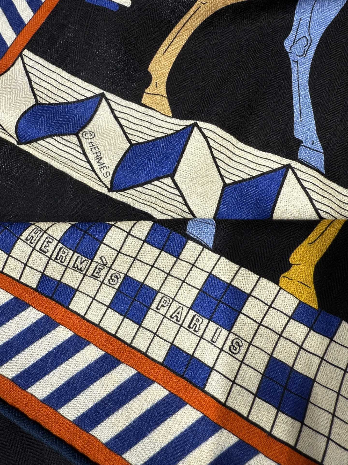 💟25年爱玛仕秋冬新款“全速前进”140丝绒大方巾上新这款爱马仕的经典单品展现强大而迷人的女性魅力精髓此