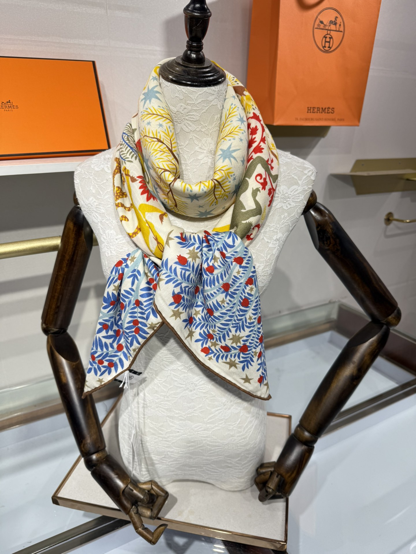 💟【双面同色 丝毛款】H家羊绒新款 买了都说好看‼️推荐💕【俄耳浦斯的魔力】羊绒方巾‼️H家ZG爆款🎁💟