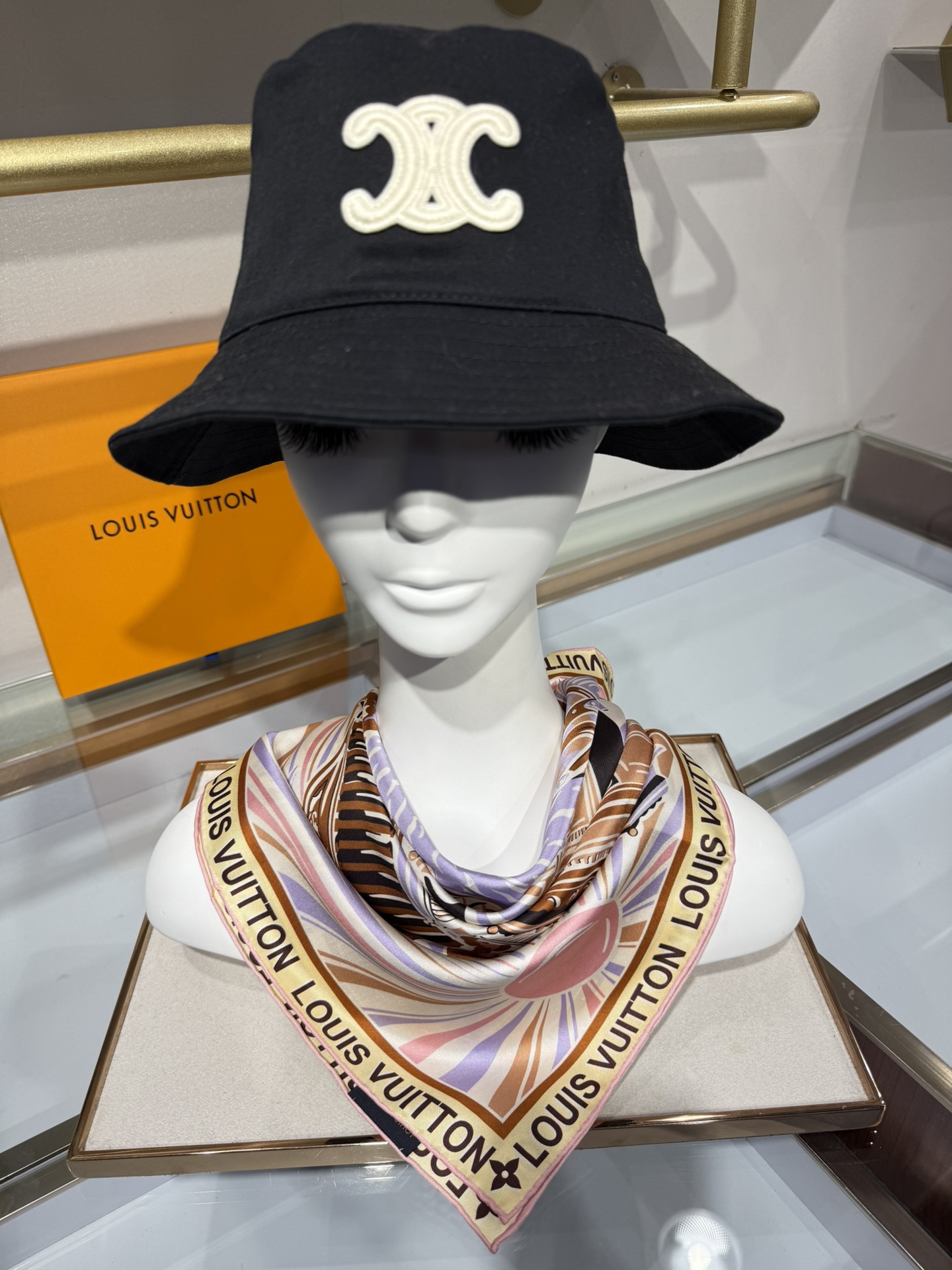 💟2025年春款 90真丝双面上新💦💞18姆米真丝【90真丝斜纹双面同色佩戴】手工卷边斜纹真丝方巾（10