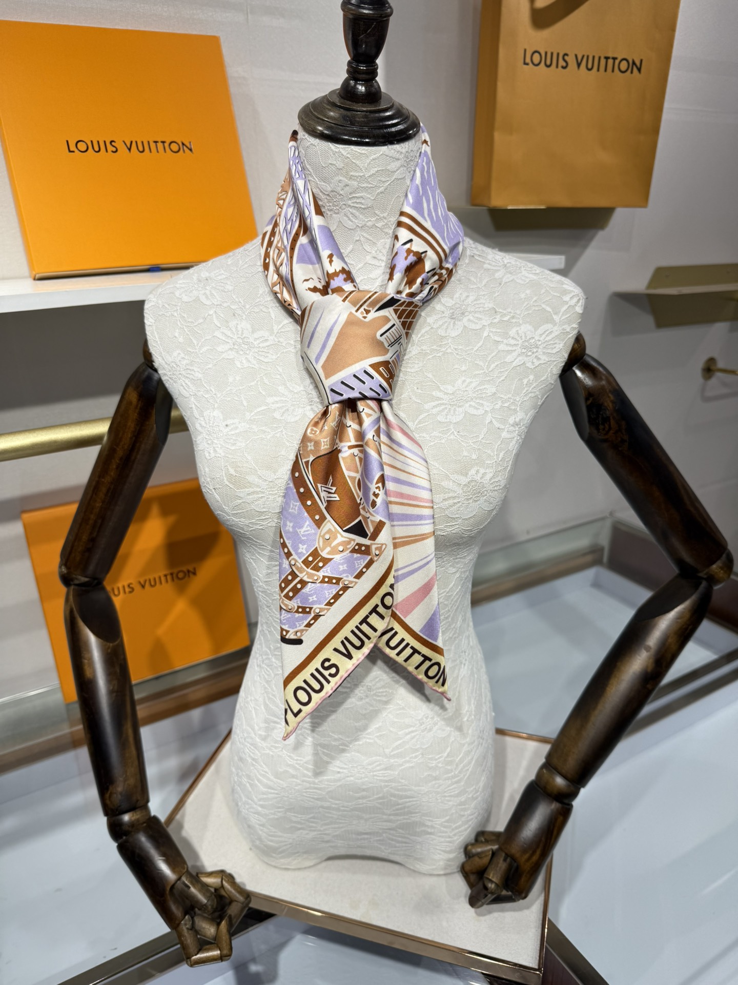 💟2025年春款 90真丝双面上新💦💞18姆米真丝【90真丝斜纹双面同色佩戴】手工卷边斜纹真丝方巾（10