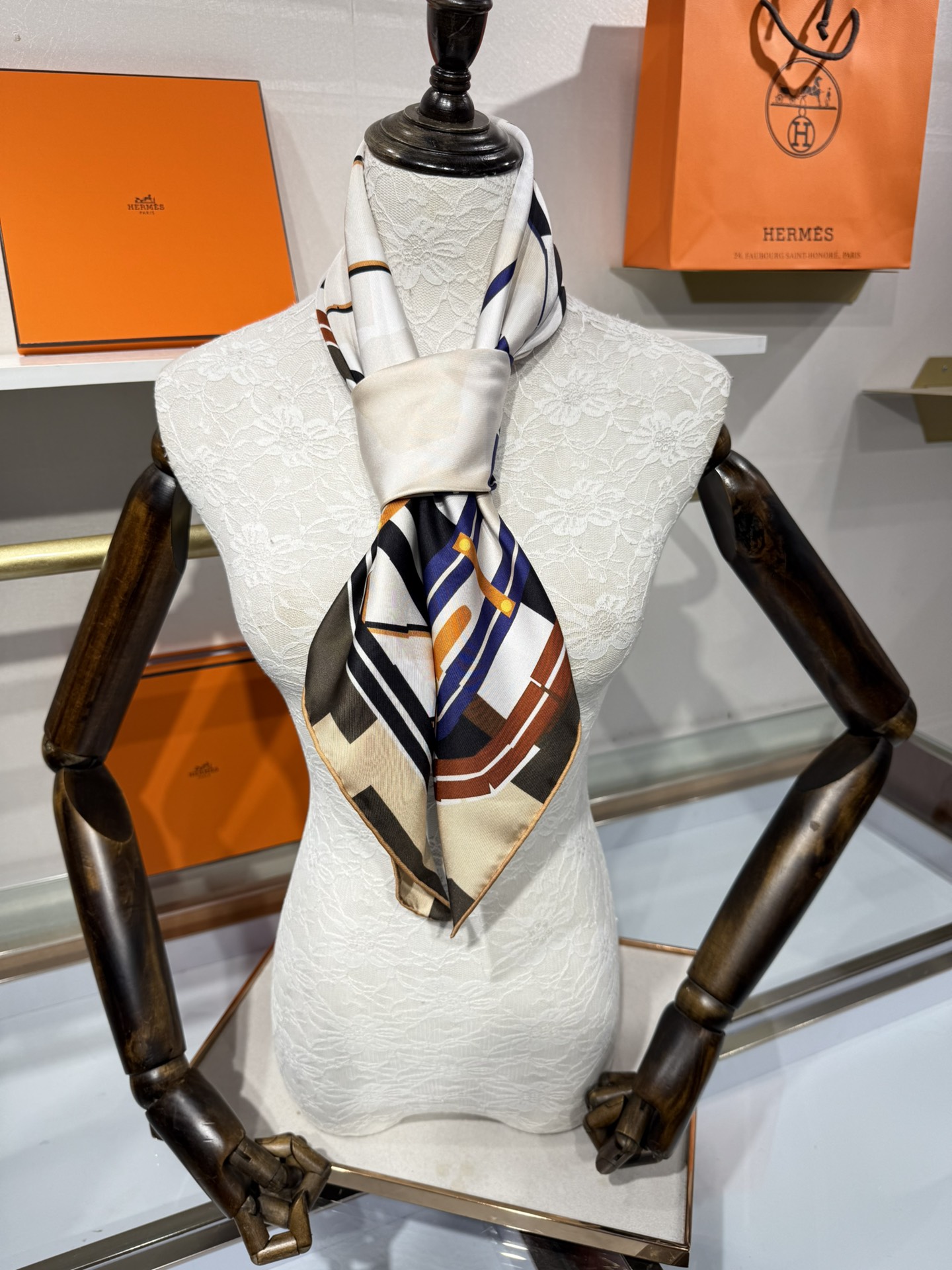 💟2025年春款 90真丝双面上新💦💞18姆米真丝【90真丝斜纹双面同色佩戴】手工卷边斜纹真丝方巾（10