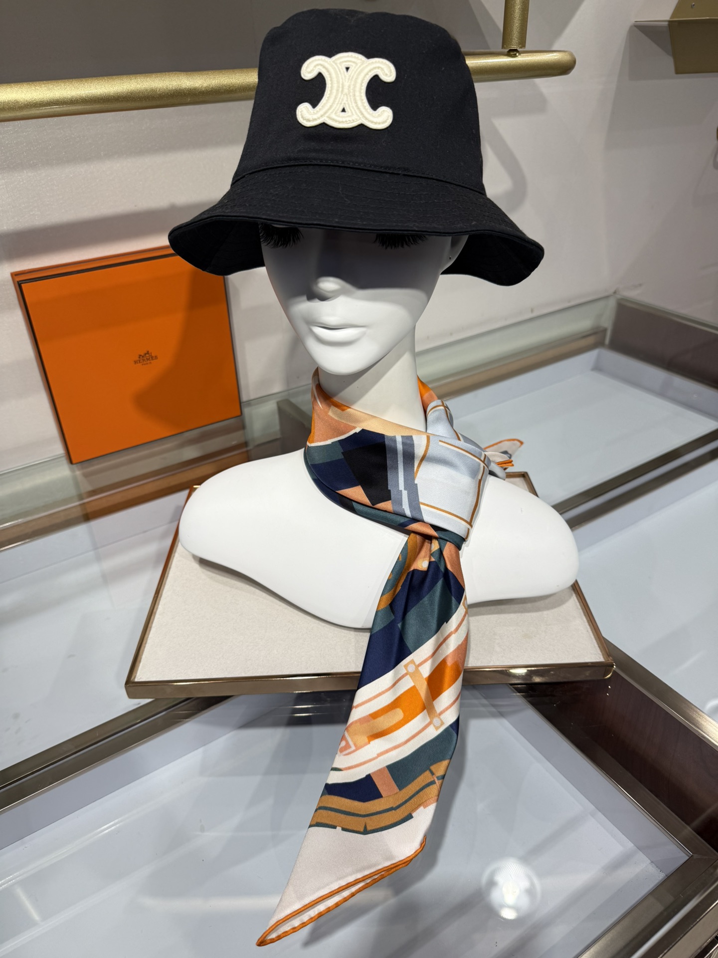 💟2025年春款 90真丝双面上新💦💞18姆米真丝【90真丝斜纹双面同色佩戴】手工卷边斜纹真丝方巾（10