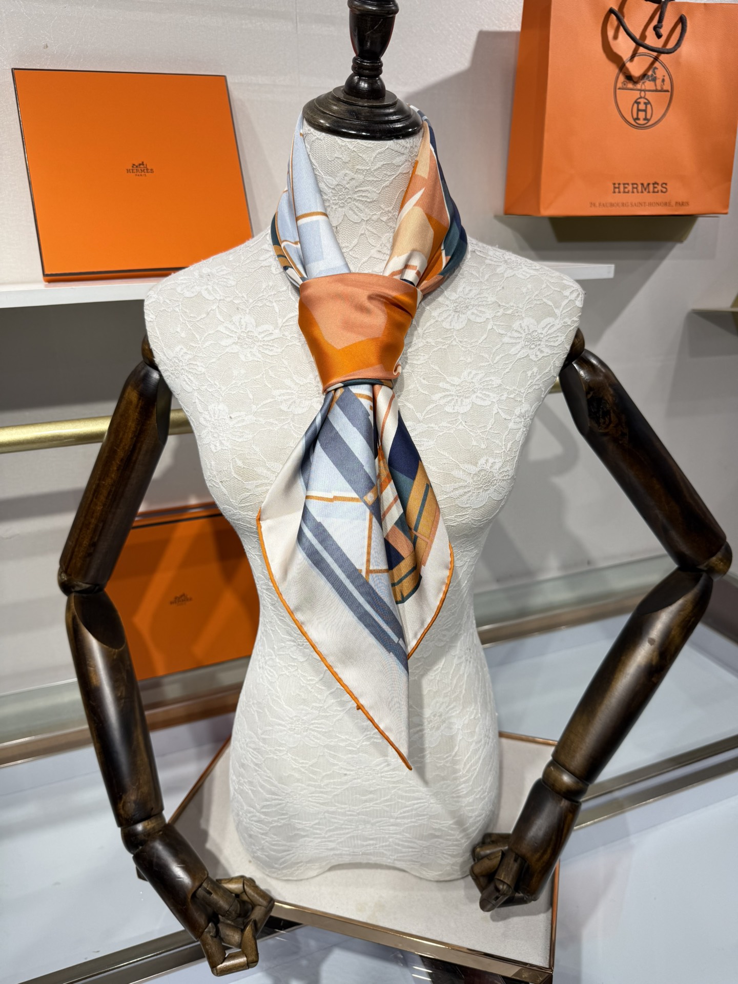 💟2025年春款 90真丝双面上新💦💞18姆米真丝【90真丝斜纹双面同色佩戴】手工卷边斜纹真丝方巾（10