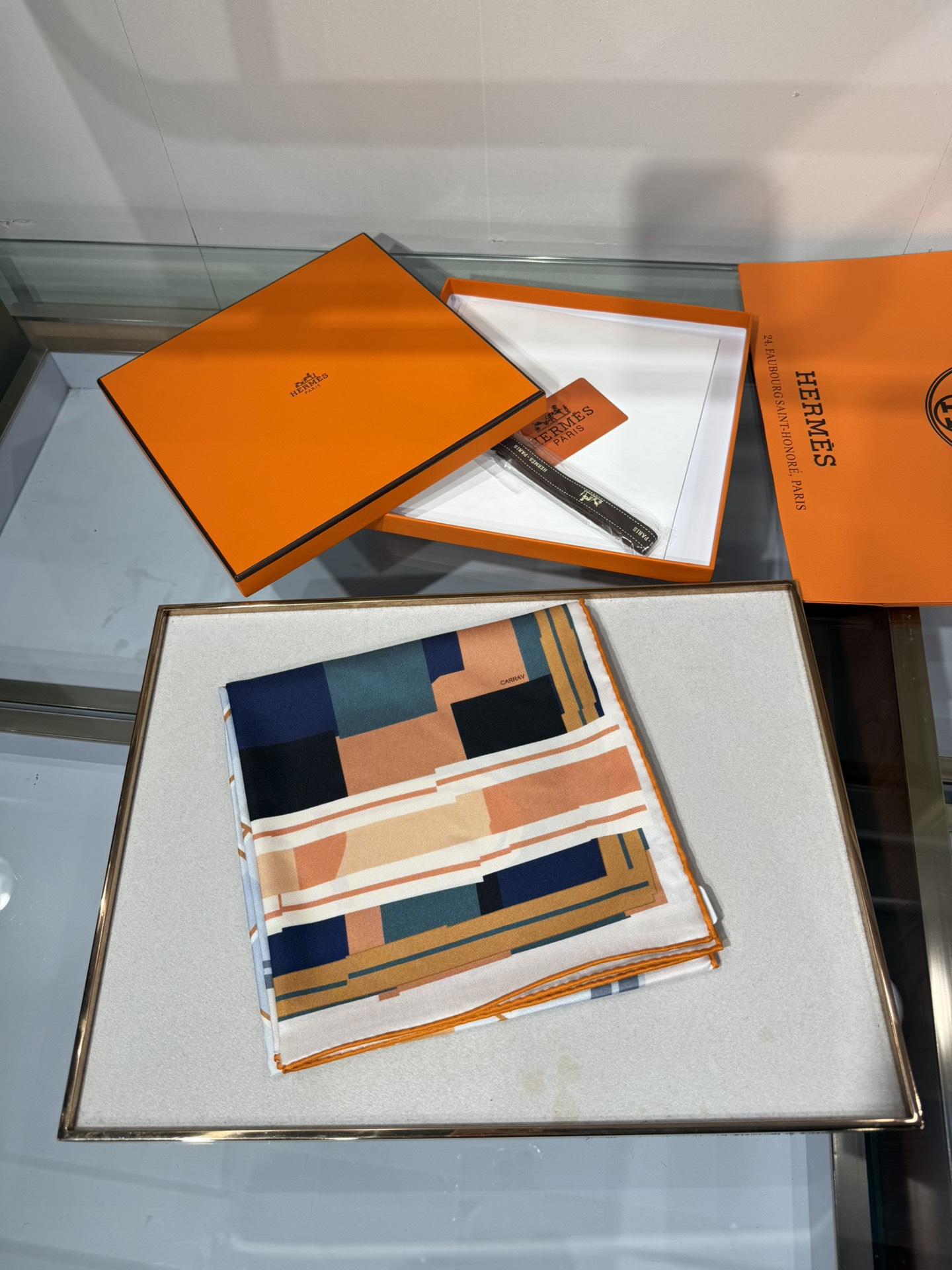 💟2025年春款 90真丝双面上新💦💞18姆米真丝【90真丝斜纹双面同色佩戴】手工卷边斜纹真丝方巾（10