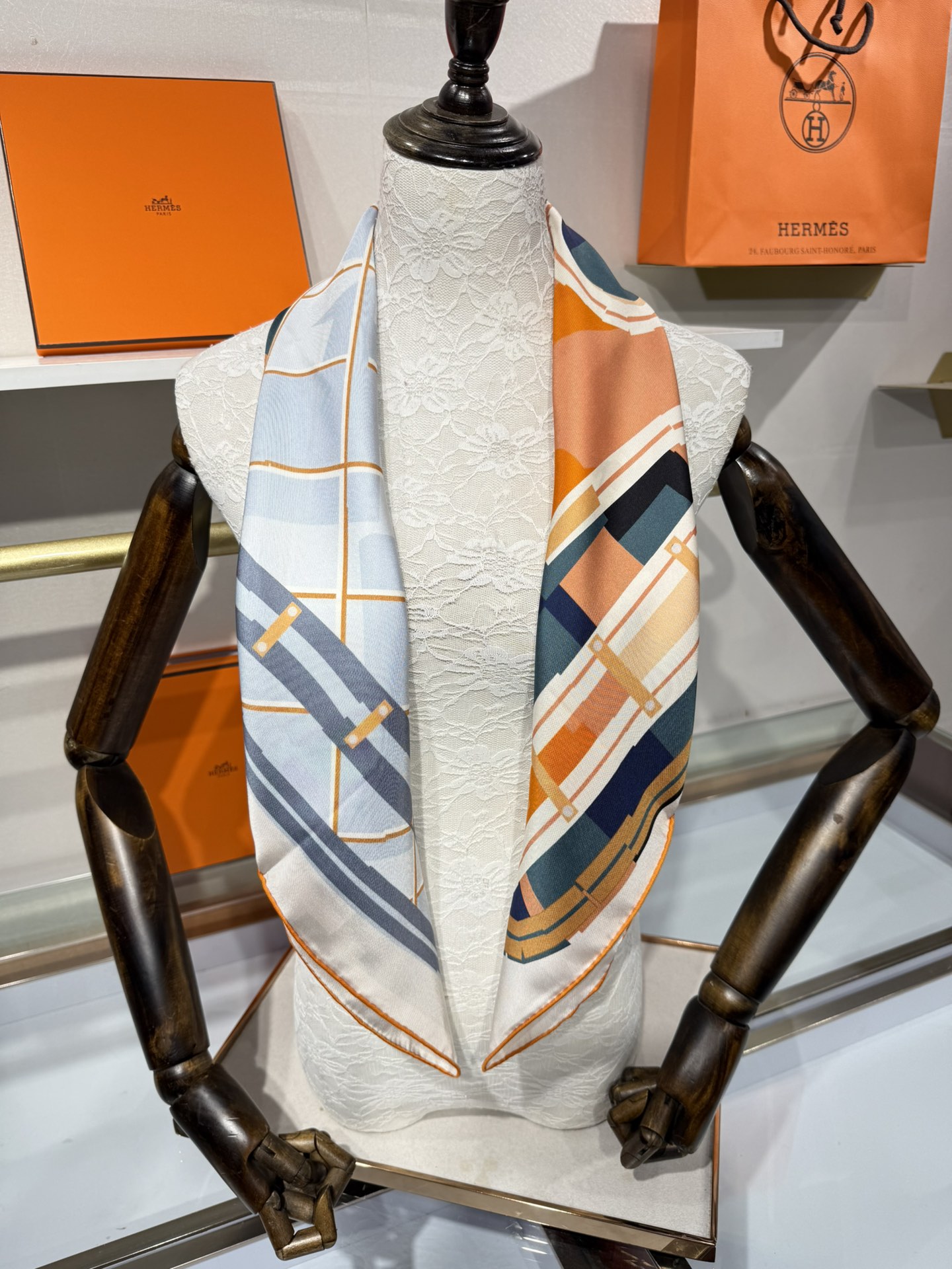 💟2025年春款 90真丝双面上新💦💞18姆米真丝【90真丝斜纹双面同色佩戴】手工卷边斜纹真丝方巾（10