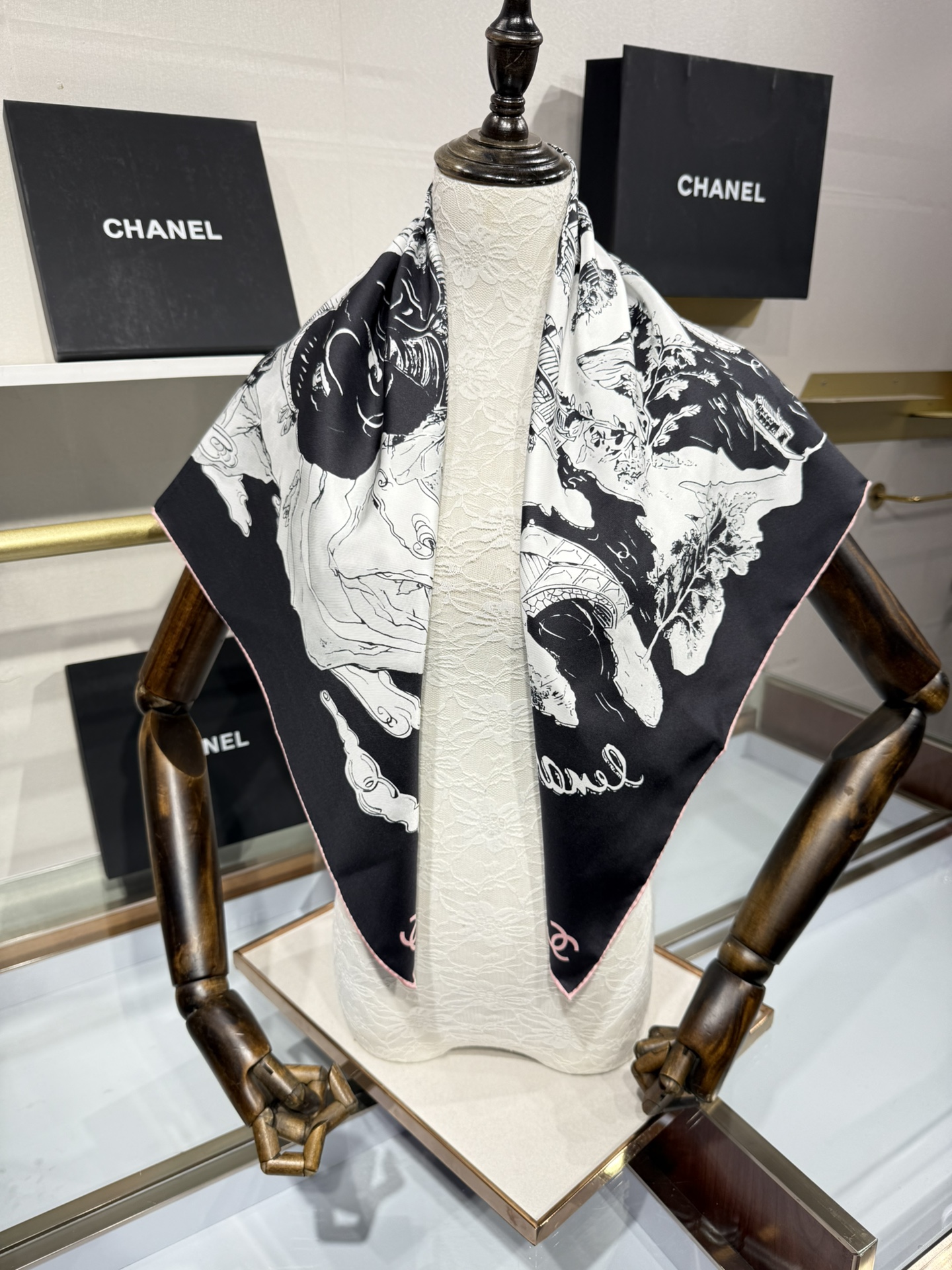 💟2025年90真丝双面上新💦💞18姆米真丝【90真丝斜纹双面同色佩戴】手工卷边斜纹真丝方巾（100%桑