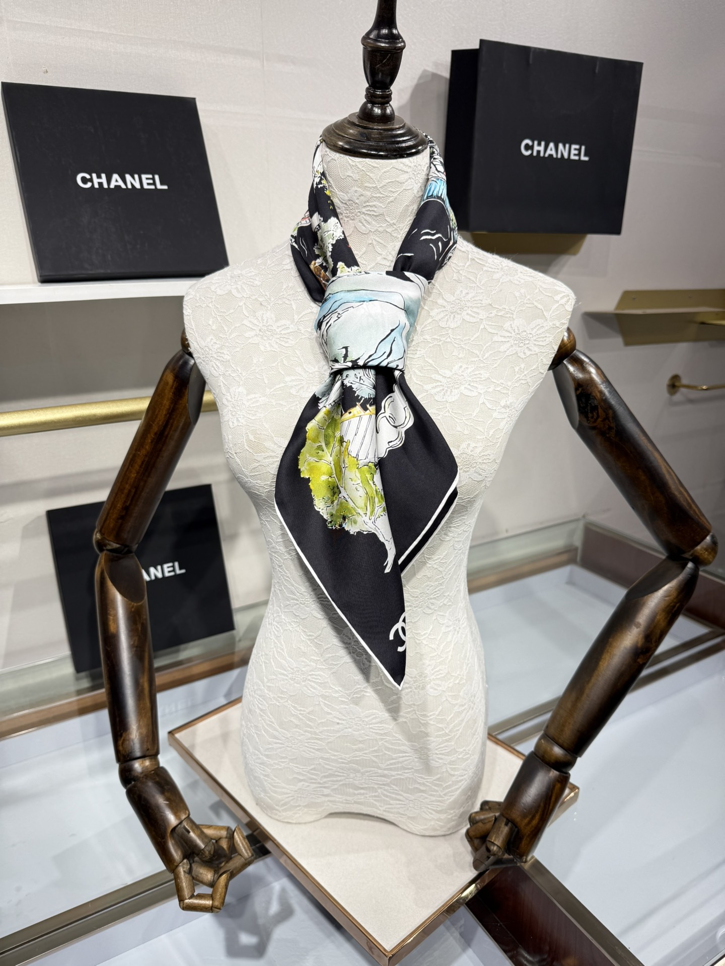 💟2025年90真丝双面上新💦💞18姆米真丝【90真丝斜纹双面同色佩戴】手工卷边斜纹真丝方巾（100%桑