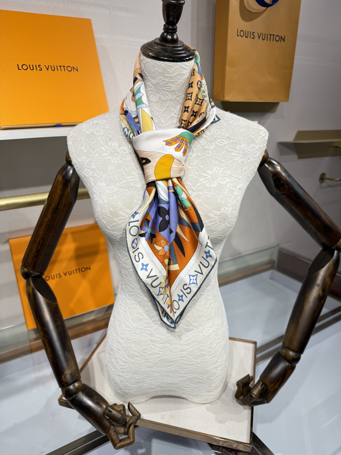 💟2025年春款 90真丝双面上新💦💞18姆米真丝【90真丝斜纹双面同色佩戴】手工卷边斜纹真丝方巾（10