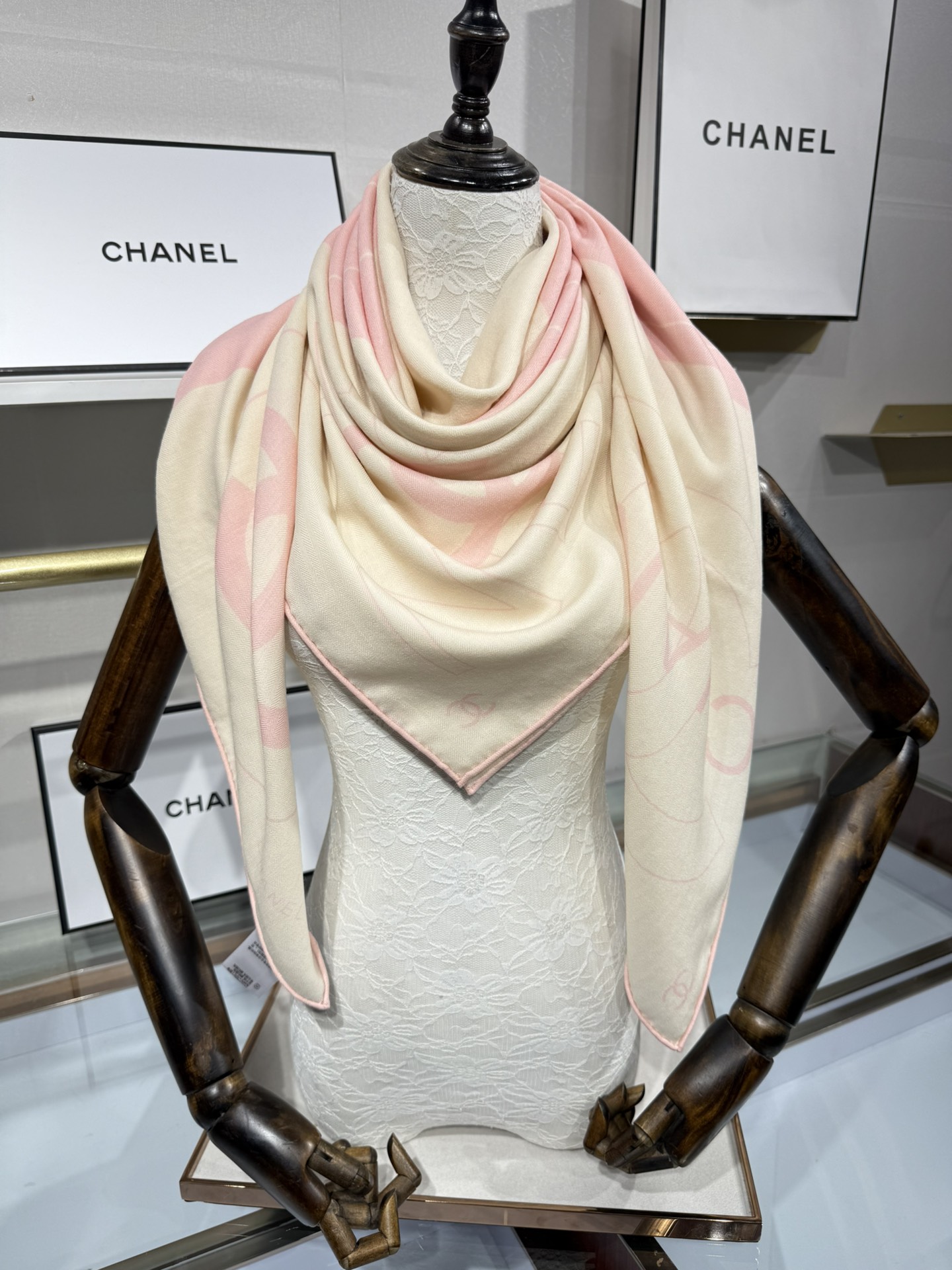 💟新品上新🌈Chanel 25年秋冬新品丝绒 Chanel 25s秋【140顶级丝毛双面同色披肩】 秋冬