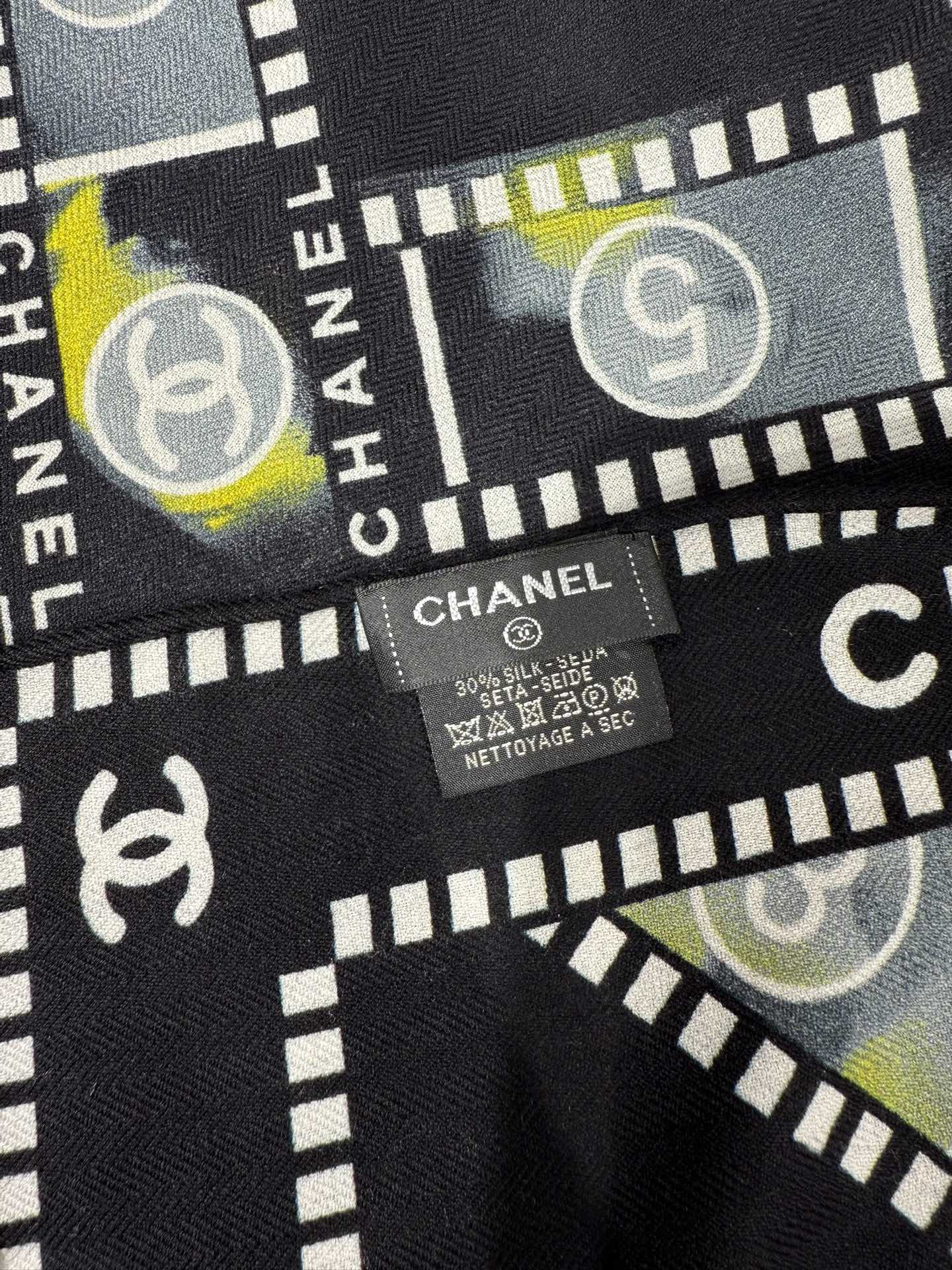 💟2025年秋冬新款💖💖💃🏻💃🏻小香家 丝羊绒方巾‼️抢‼️VIP推荐 ‼️👍下手一定要快【高端 大爱 