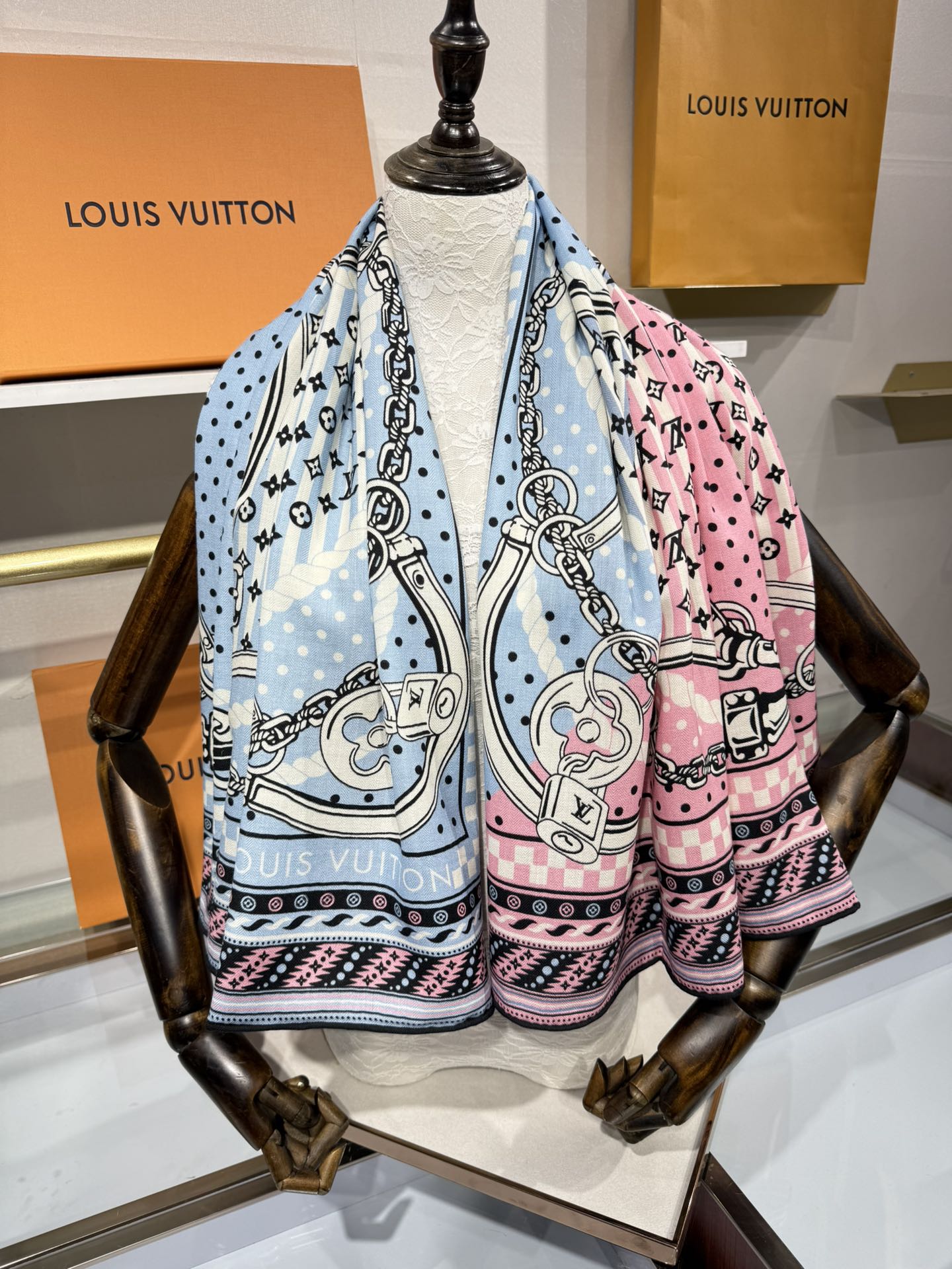 💟2025年 OCEAN BANDANA 140双面同色丝毛披肩【Lv秋冬新品】Ocean Bandan