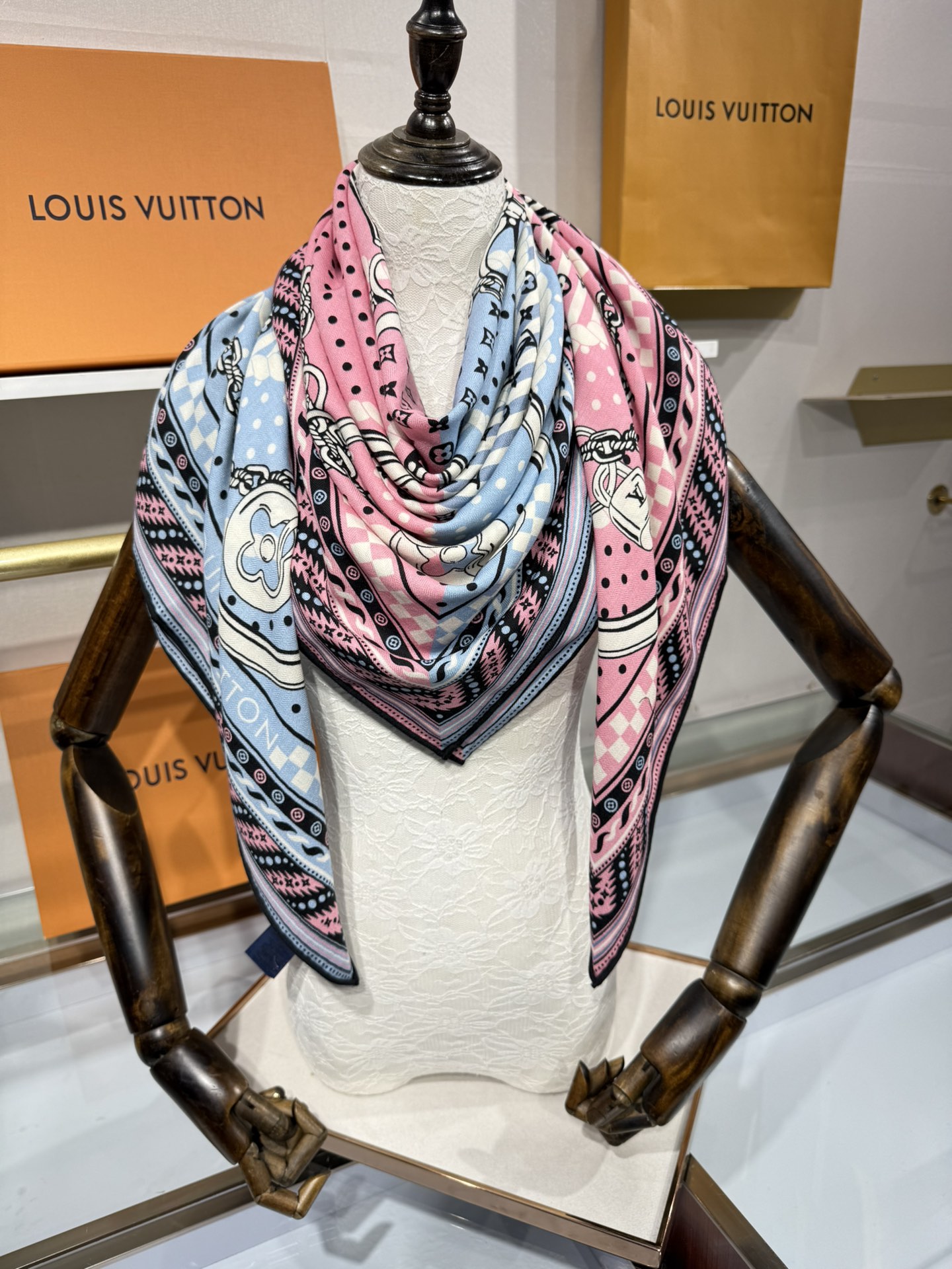 💟2025年 OCEAN BANDANA 140双面同色丝毛披肩【Lv秋冬新品】Ocean Bandan