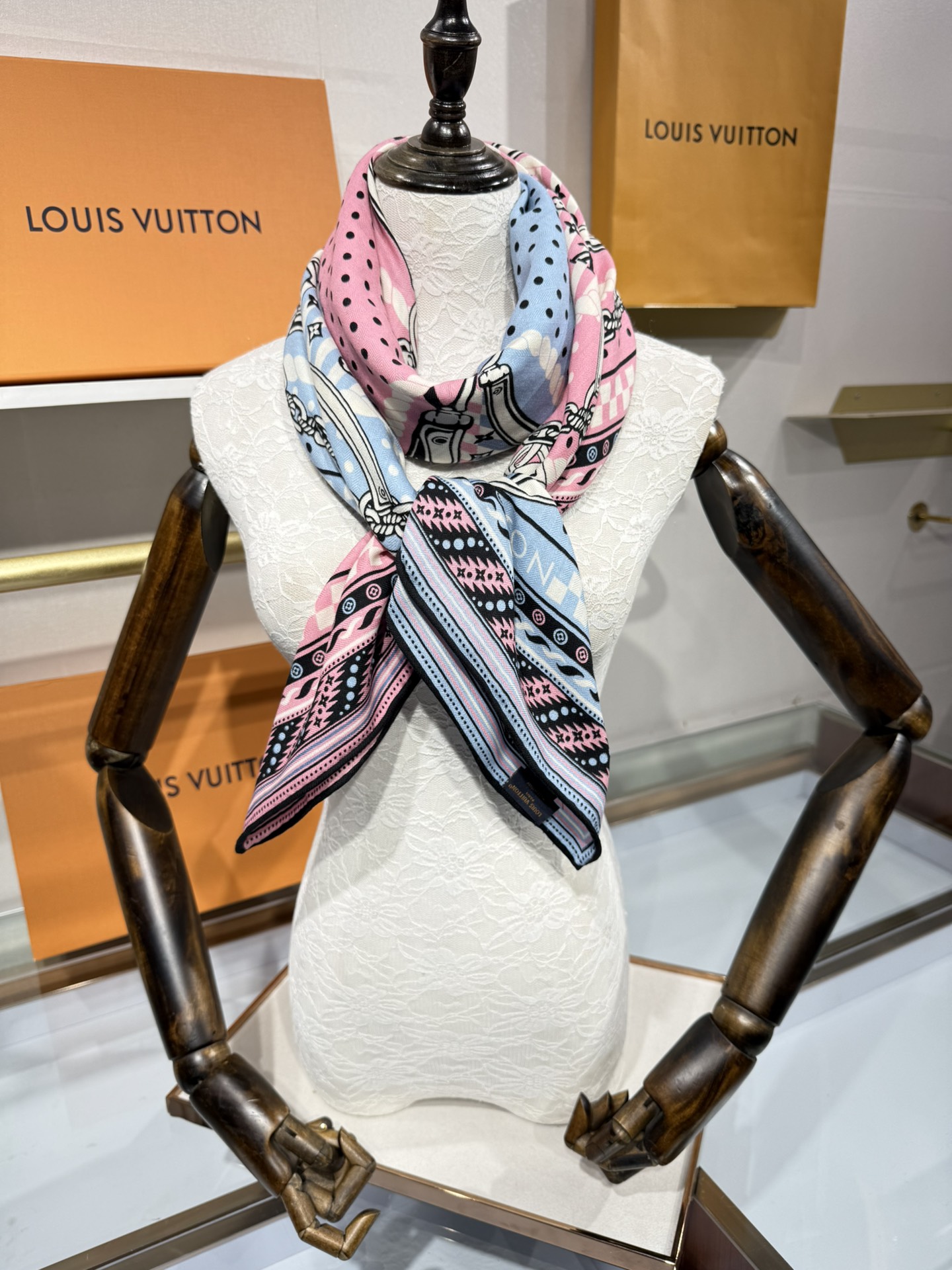 💟2025年 OCEAN BANDANA 140双面同色丝毛披肩【Lv秋冬新品】Ocean Bandan