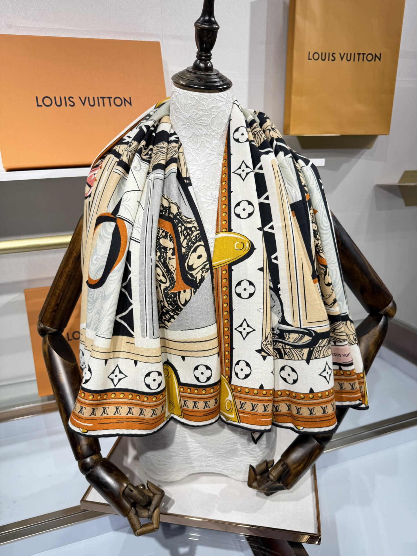 💟2025年 LV LIBRARY 140双面同色丝毛方巾LV Library 丝毛方巾以考究印花赞颂文