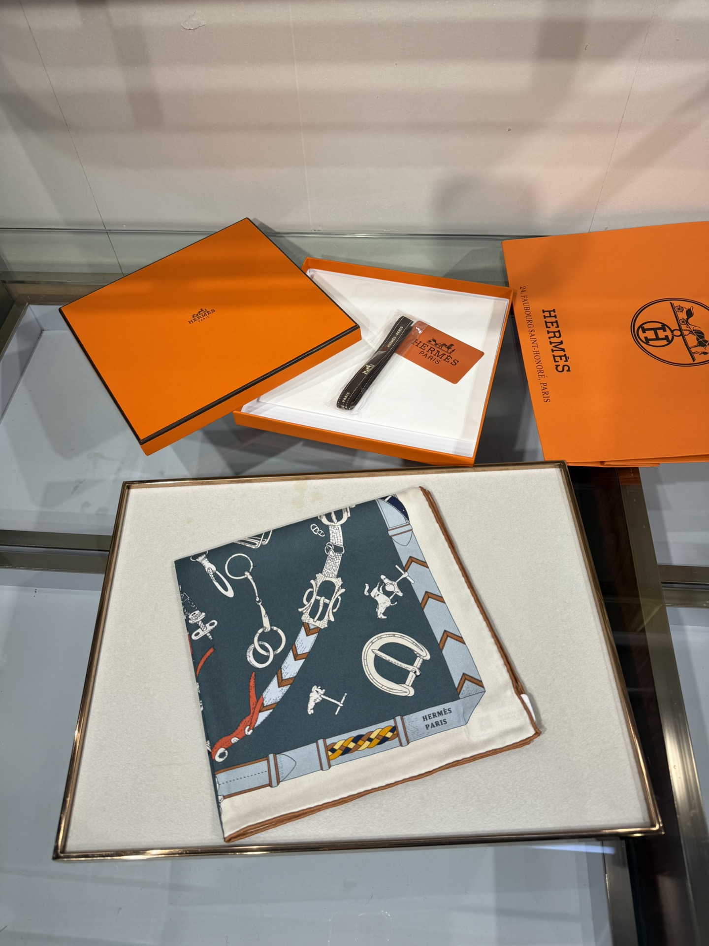 💟2025年新款 90真丝双面上新💦💞18姆米真丝【90真丝斜纹双面同色佩戴】手工卷边斜纹真丝方巾（10