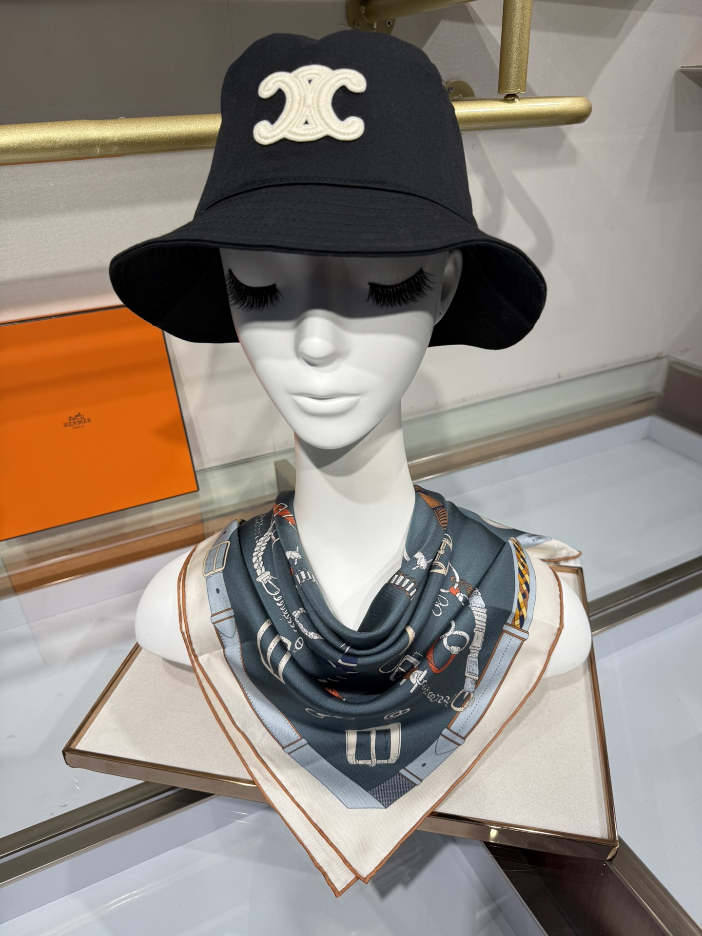 💟2025年新款 90真丝双面上新💦💞18姆米真丝【90真丝斜纹双面同色佩戴】手工卷边斜纹真丝方巾（10