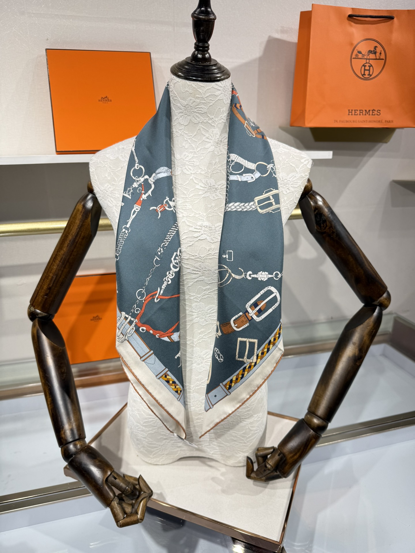 💟2025年新款 90真丝双面上新💦💞18姆米真丝【90真丝斜纹双面同色佩戴】手工卷边斜纹真丝方巾（10