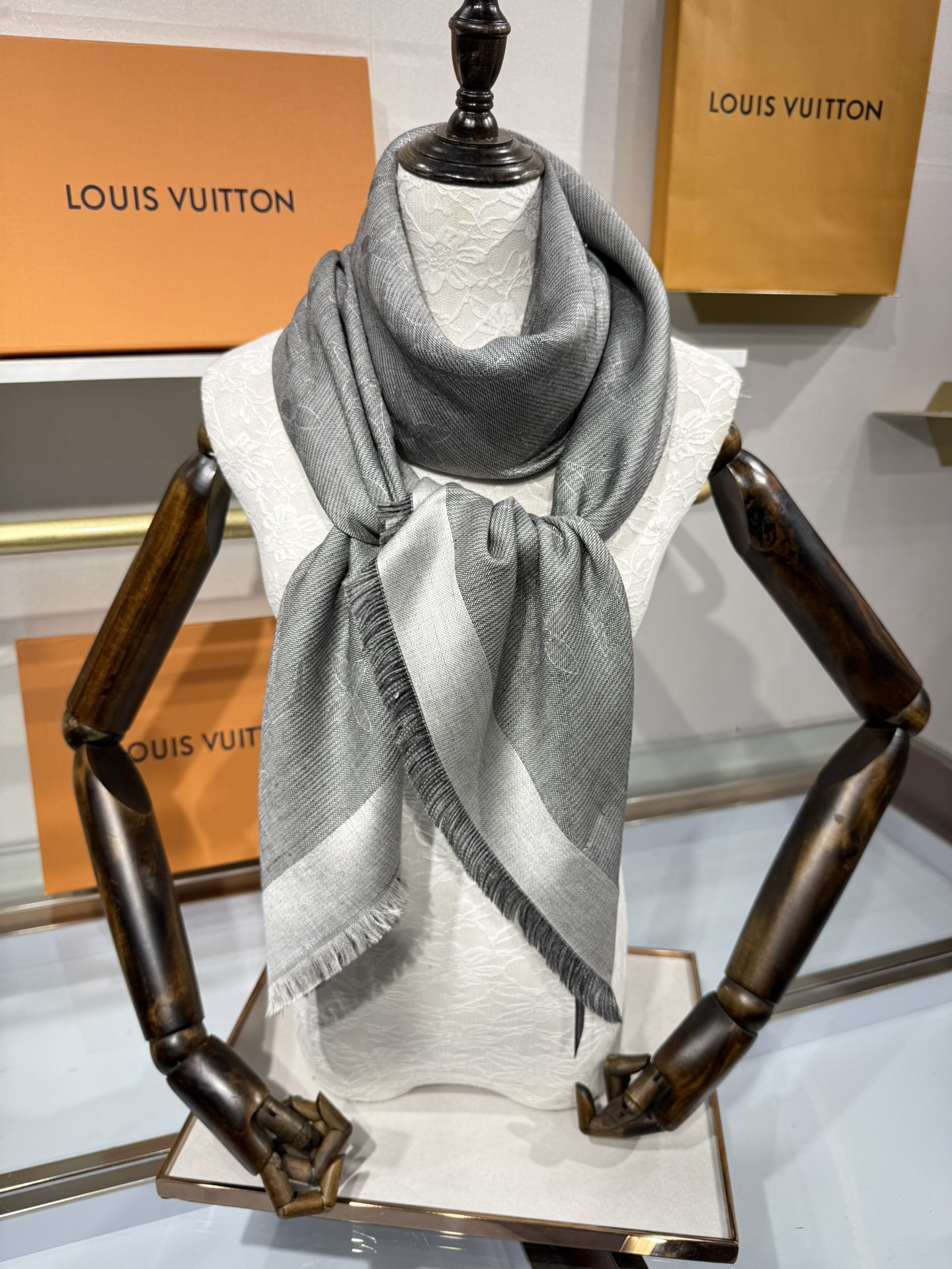 💟补单到货 质感好的没话说‼️L家新款【Natte Monogram 】官方售价4365+‼️讲真，非常