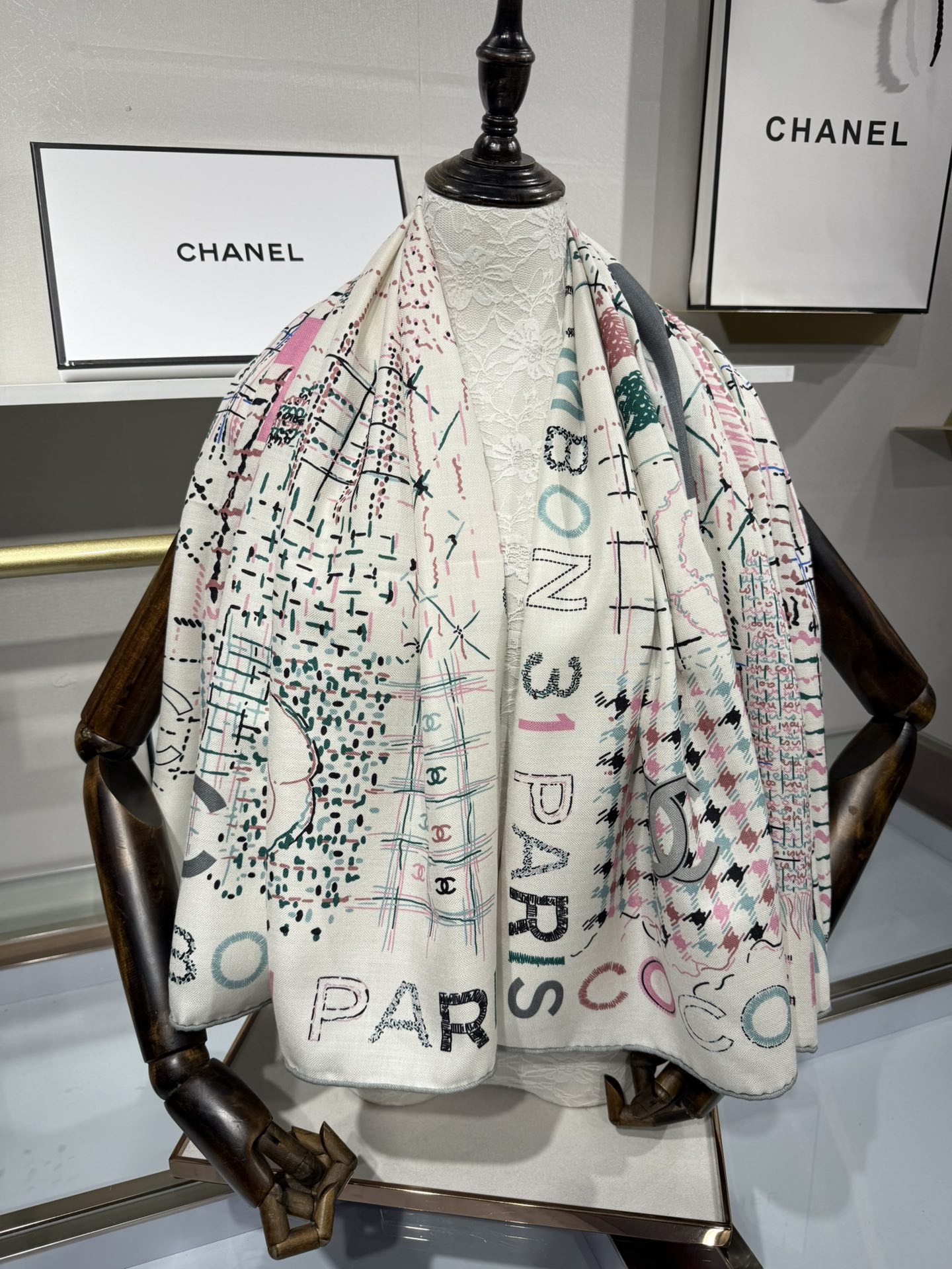 💟2025年秋冬新款💖💖💃🏻💃🏻小香家 丝羊绒方巾‼️抢‼️VIP推荐 ‼️👍下手一定要快【高端 大爱 