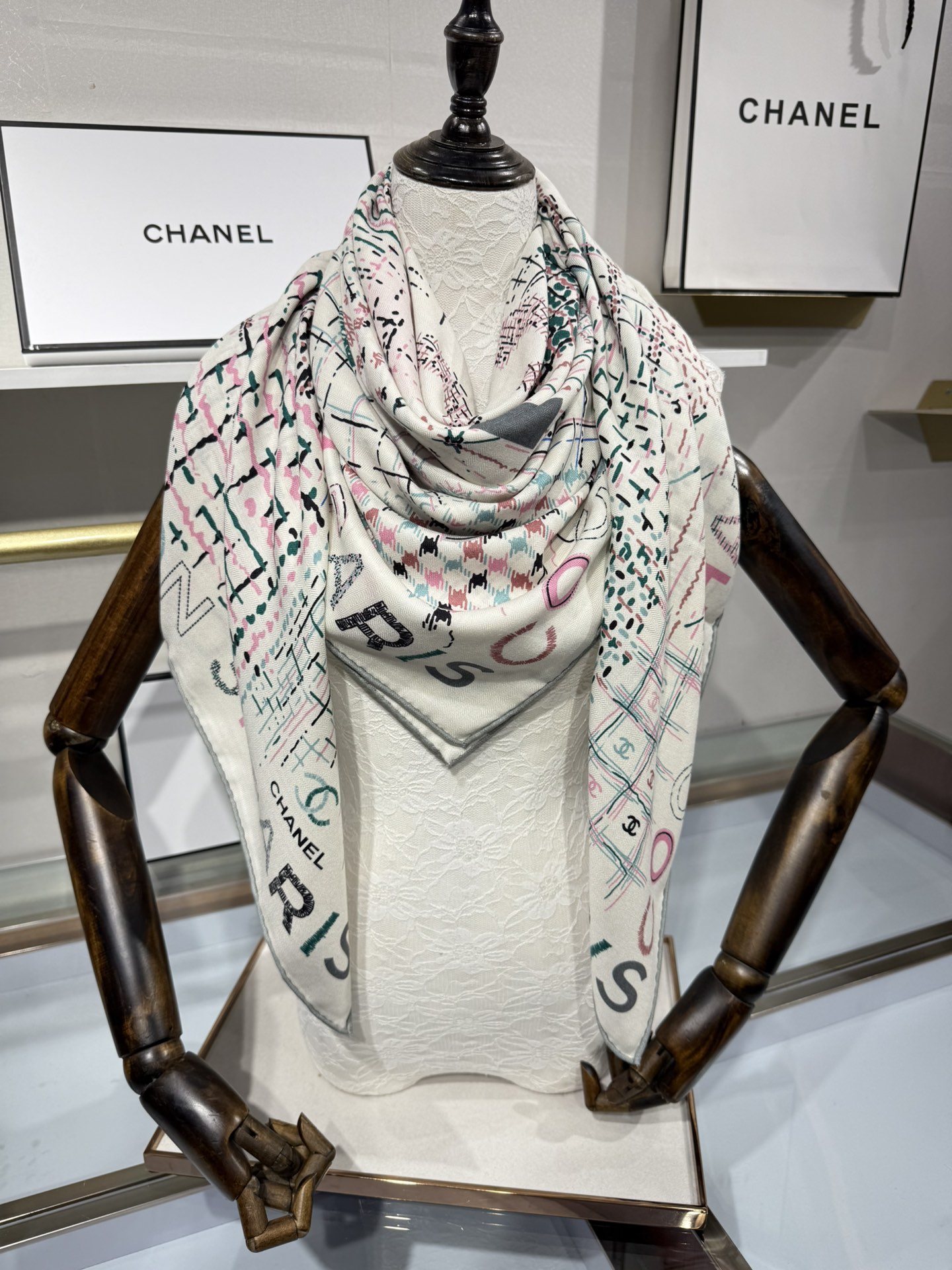 💟2025年秋冬新款💖💖💃🏻💃🏻小香家 丝羊绒方巾‼️抢‼️VIP推荐 ‼️👍下手一定要快【高端 大爱 