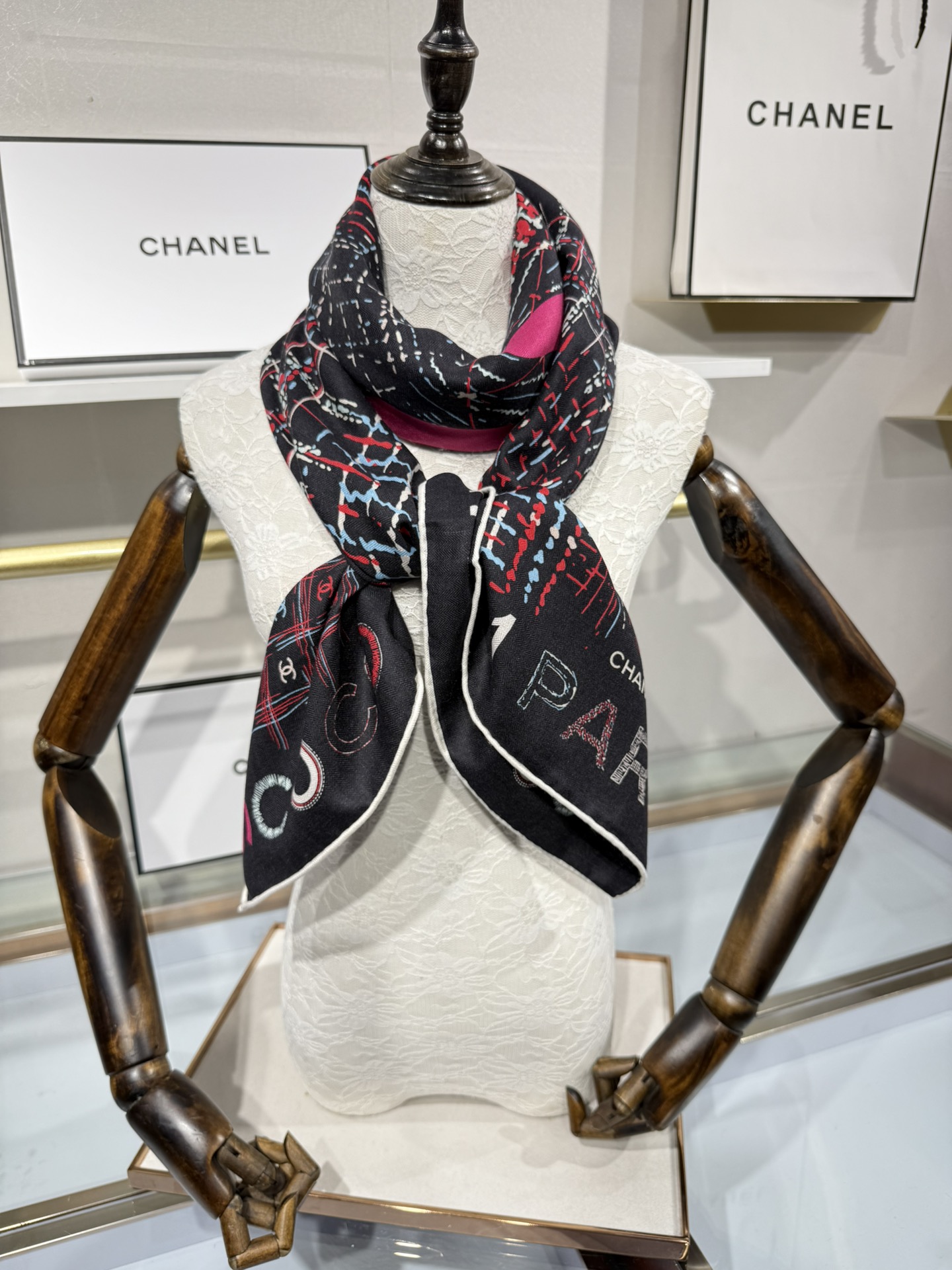 💟2025年秋冬新款💖💖💃🏻💃🏻小香家 丝羊绒方巾‼️抢‼️VIP推荐 ‼️👍下手一定要快【高端 大爱 