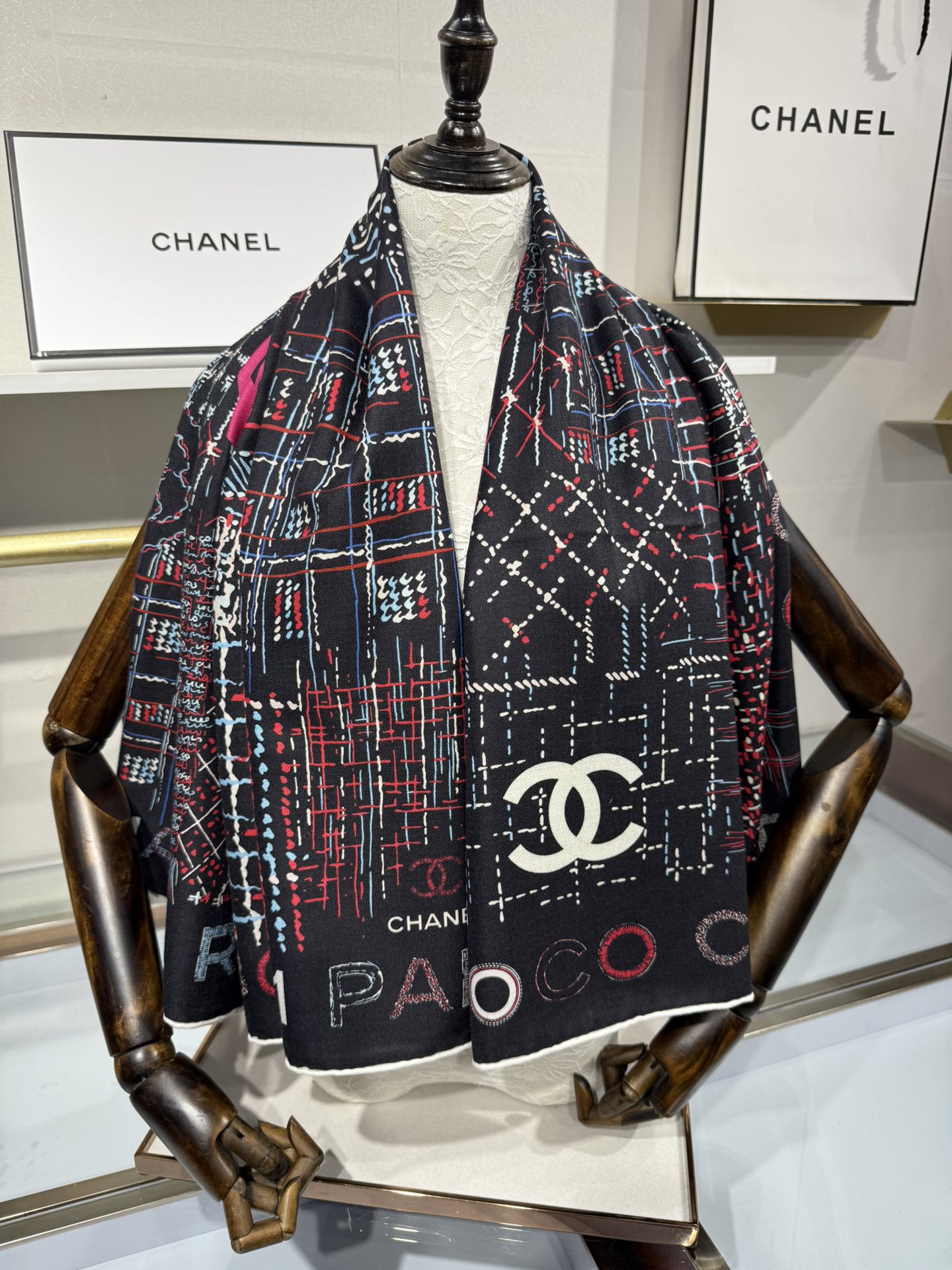 💟2025年秋冬新款💖💖💃🏻💃🏻小香家 丝羊绒方巾‼️抢‼️VIP推荐 ‼️👍下手一定要快【高端 大爱 