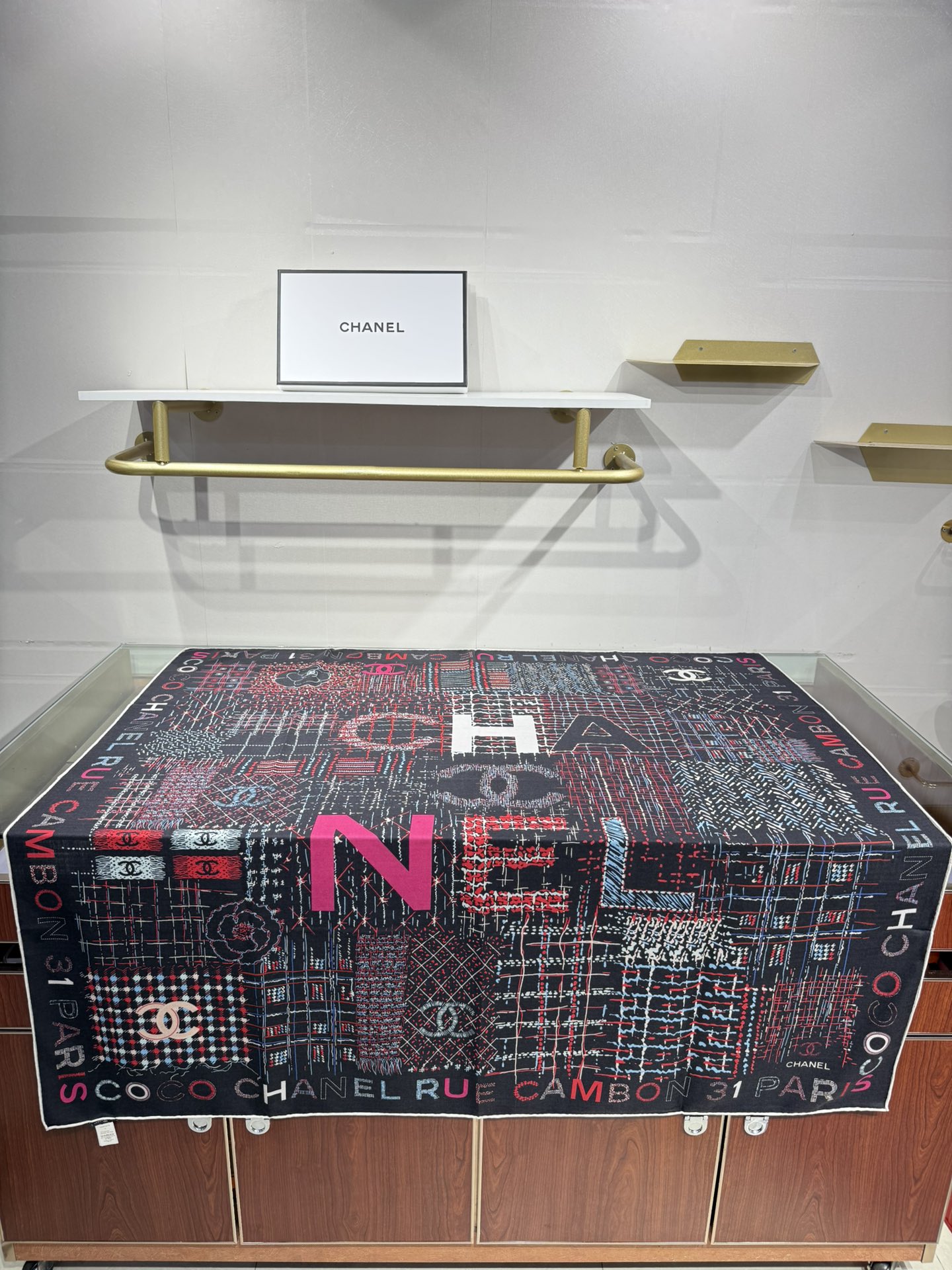 💟2025年秋冬新款💖💖💃🏻💃🏻小香家 丝羊绒方巾‼️抢‼️VIP推荐 ‼️👍下手一定要快【高端 大爱 