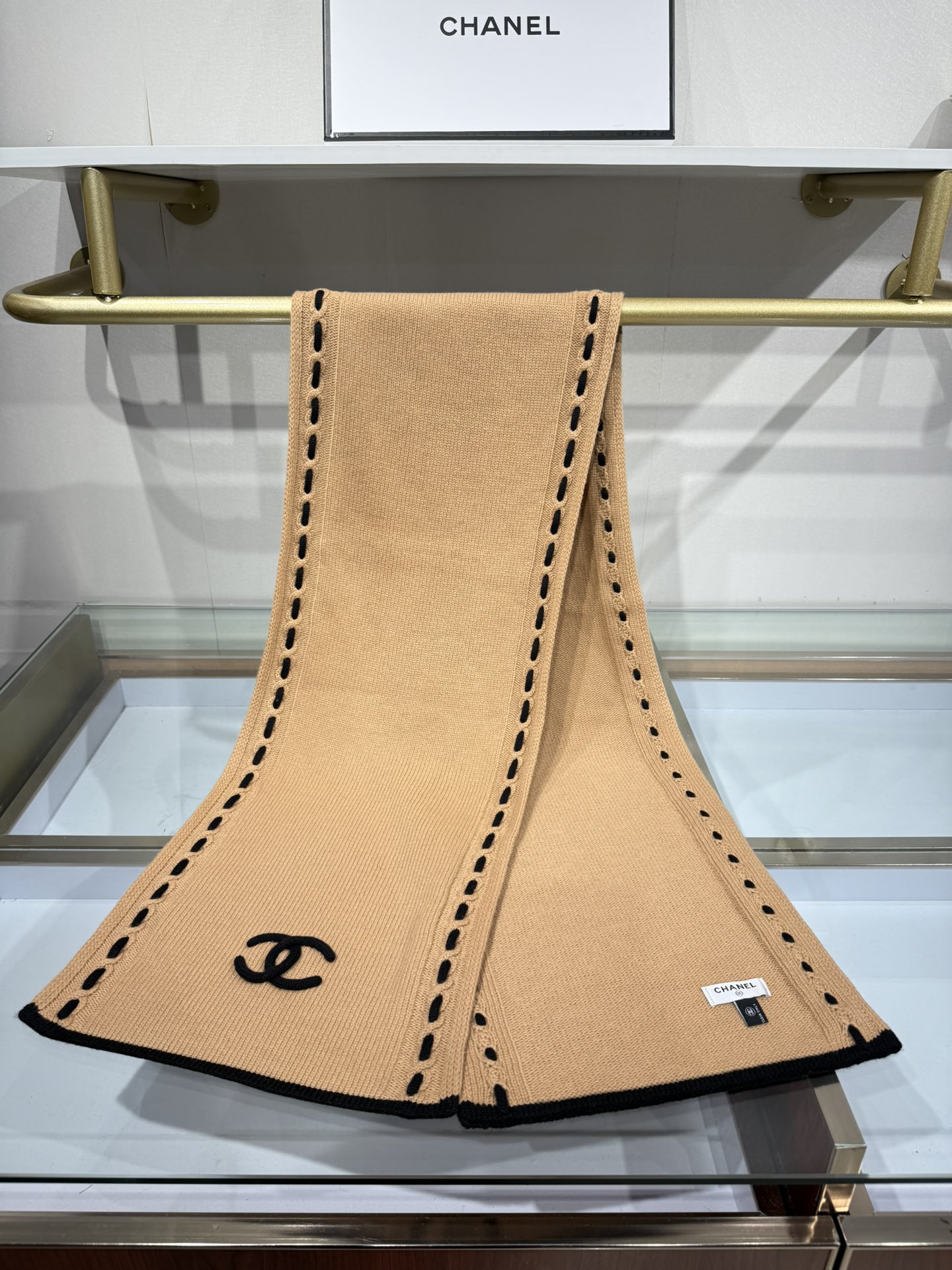 💟ZP开版。 
四色 欢迎对比
原版品质！ 小香原版针织。商标 原料 尺寸全部对版.30x170