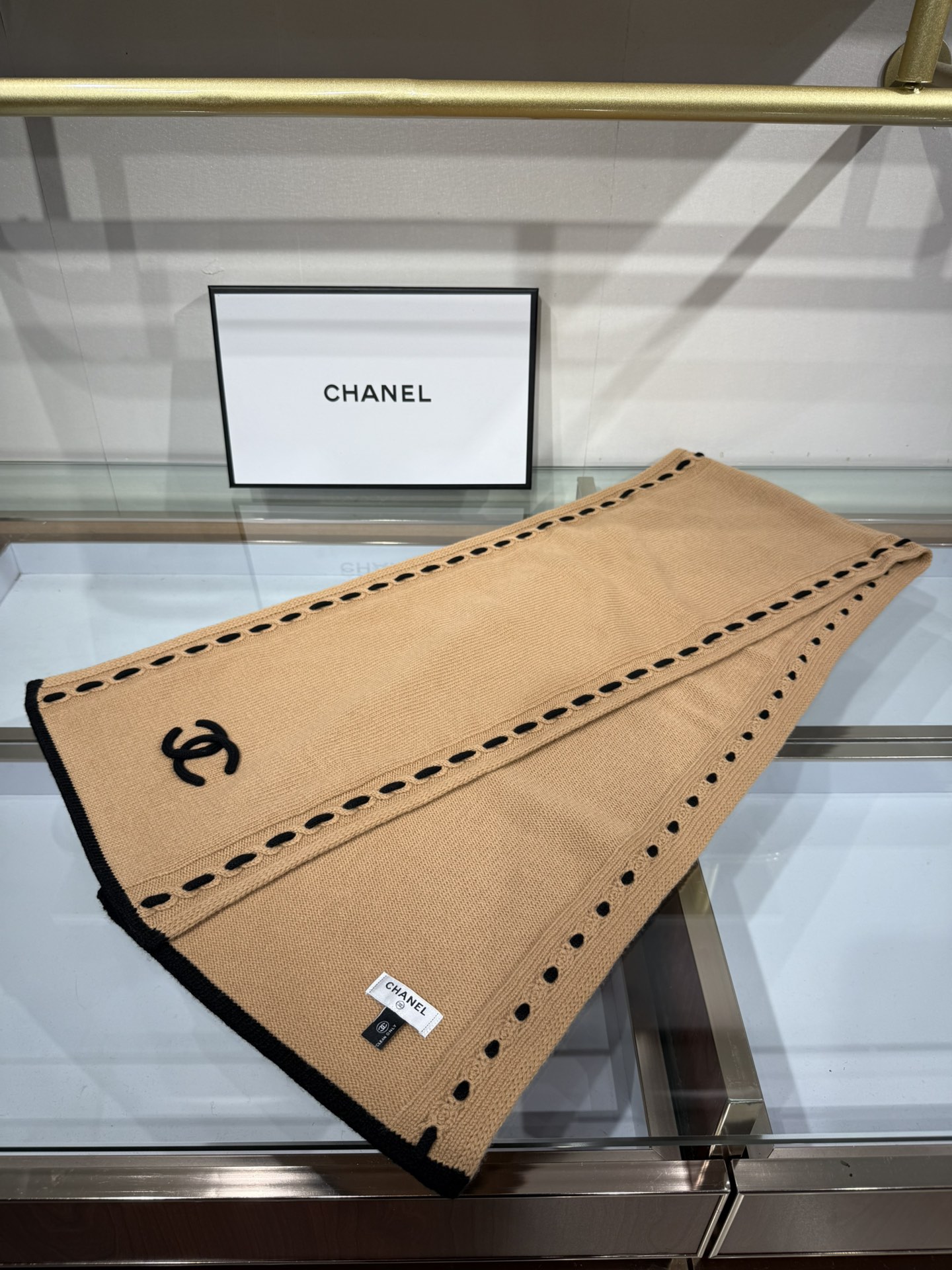 💟ZP开版。 
四色 欢迎对比
原版品质！ 小香原版针织。商标 原料 尺寸全部对版.30x170