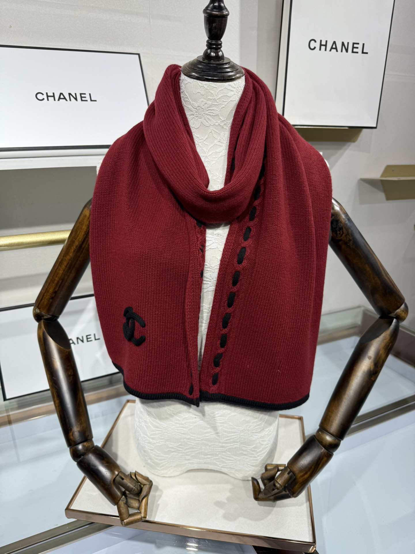 💟ZP开版。 
四色 欢迎对比
原版品质！ 小香原版针织。商标 原料 尺寸全部对版.30x170