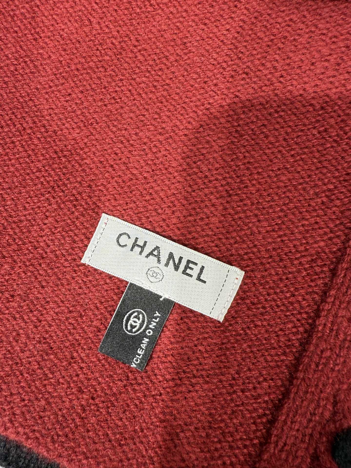 💟ZP开版。 
四色 欢迎对比
原版品质！ 小香原版针织。商标 原料 尺寸全部对版.30x170