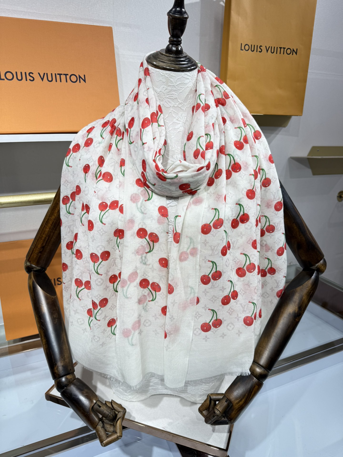 💟LV X TM MONOGRAM
CERISE 
LV × TM Monogram Cerise 出自