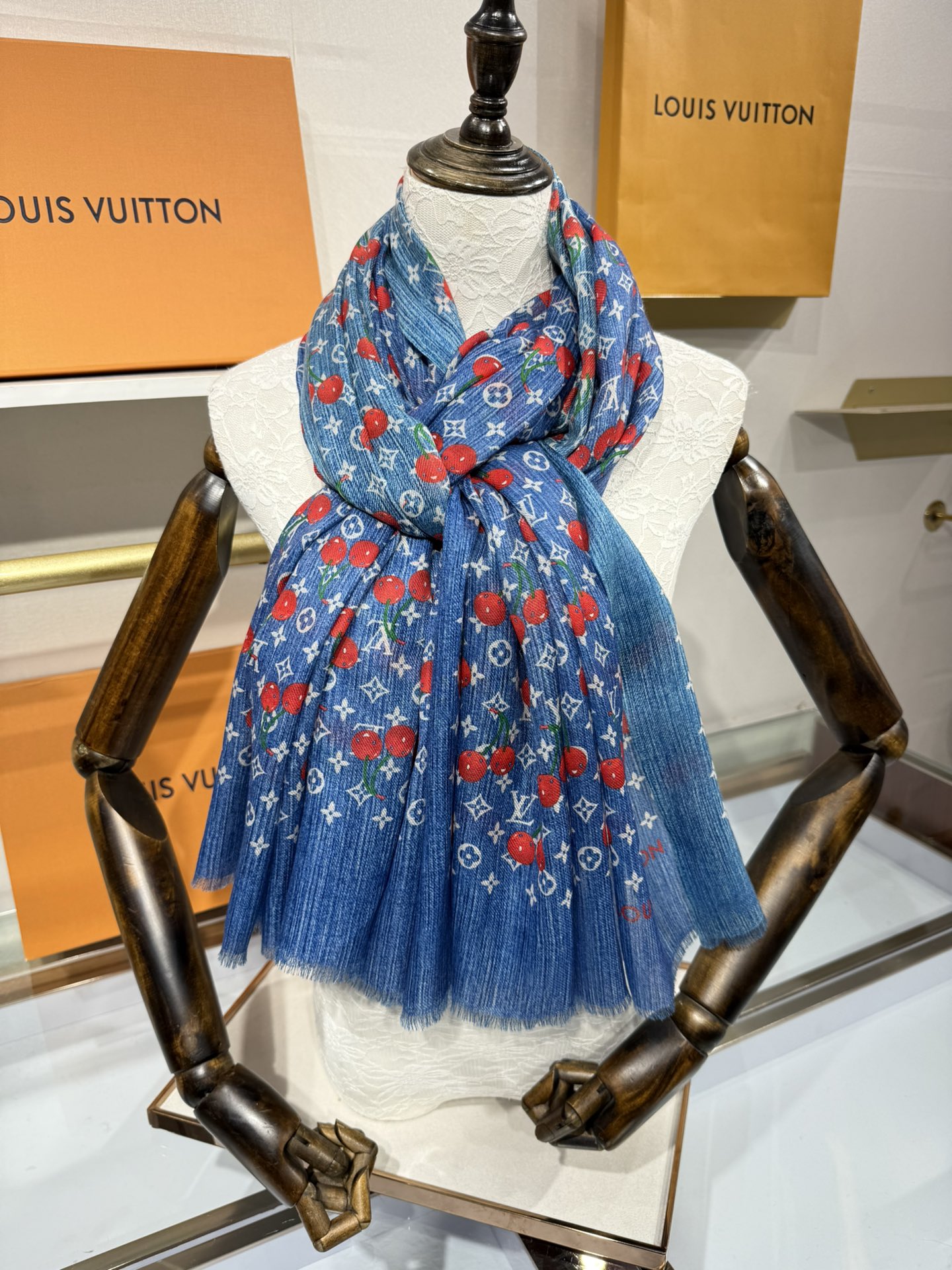 💟LV X TM MONOGRAM
CERISE 
LV × TM Monogram Cerise 出自