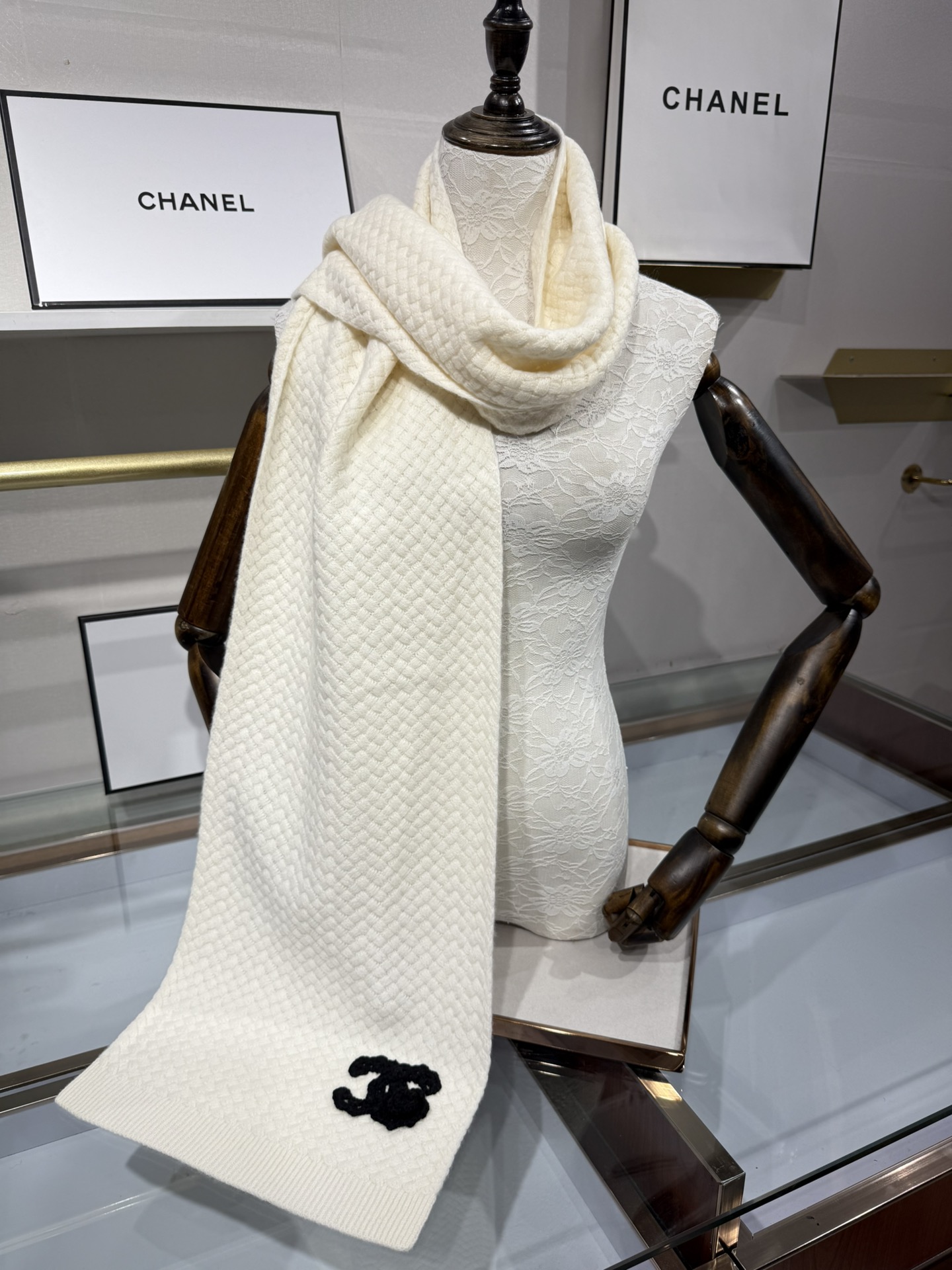 💟【▪Chanel · 香奈儿难得一见的针织单品，温柔配色，超级迷恋❗️气质低调恬静又不失优雅❗️】重点