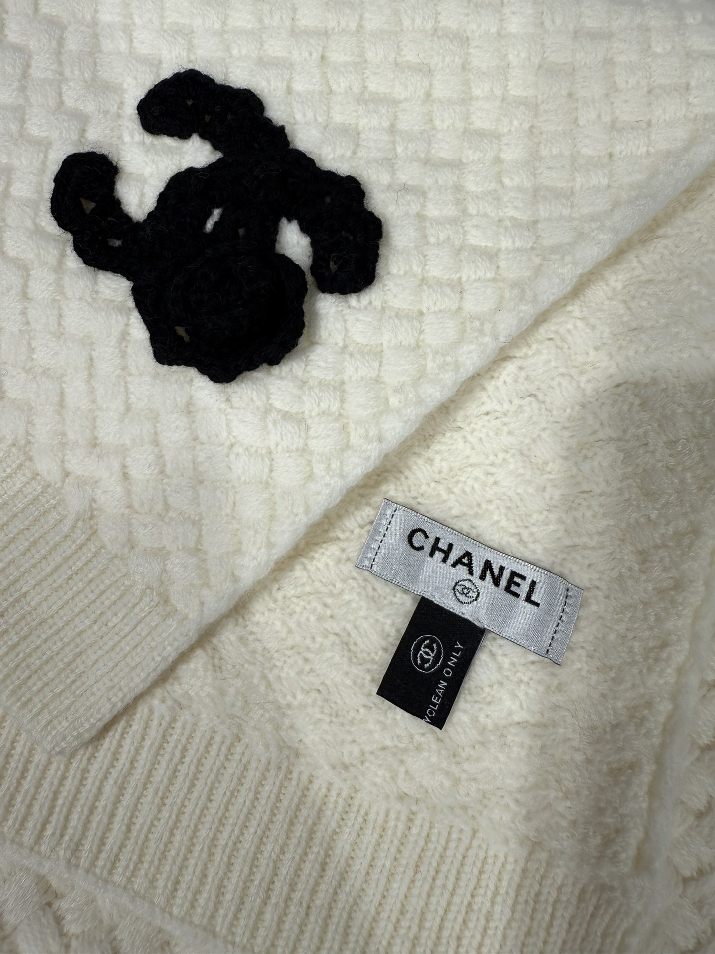 💟【▪Chanel · 香奈儿难得一见的针织单品，温柔配色，超级迷恋❗️气质低调恬静又不失优雅❗️】重点