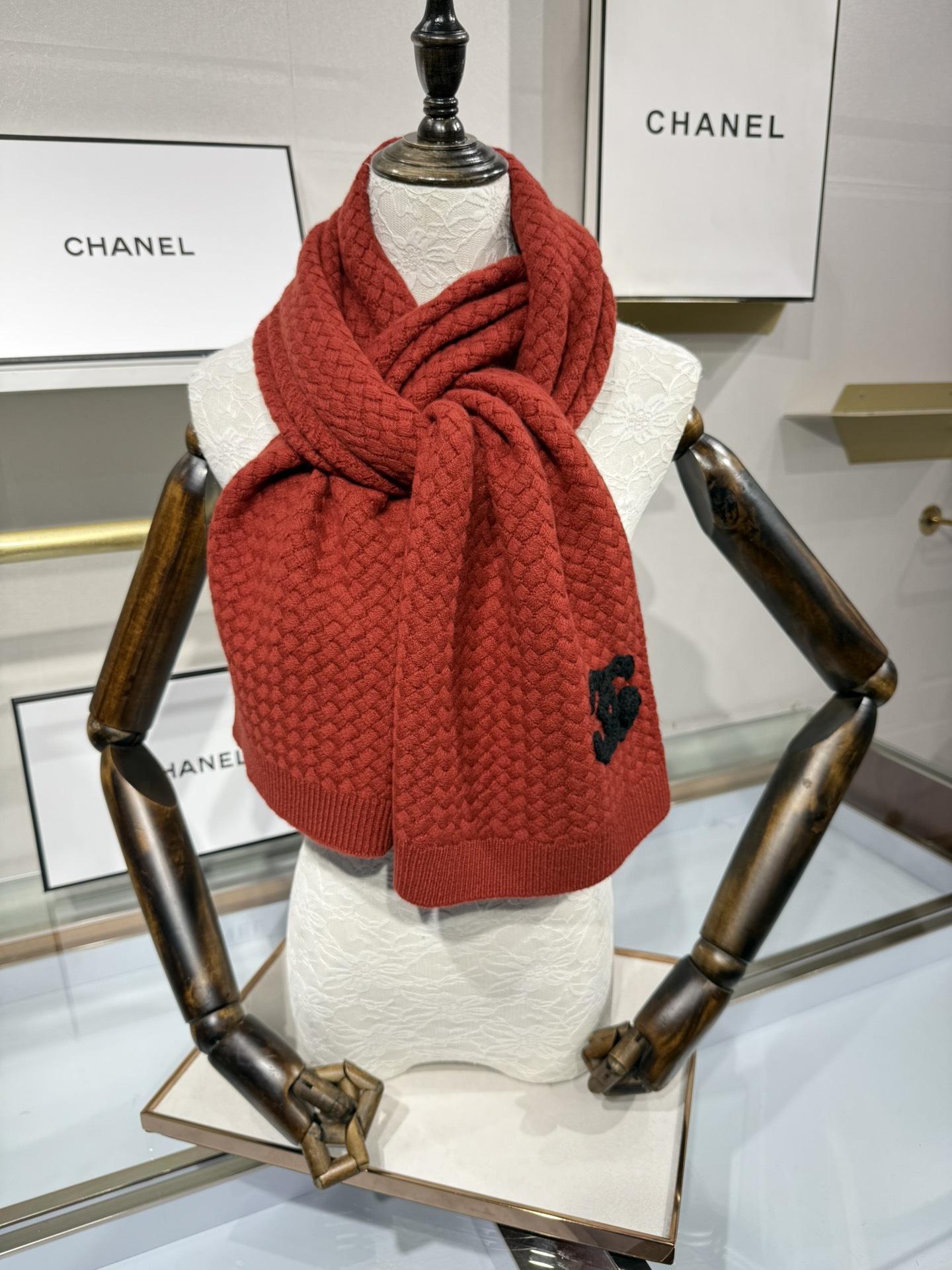 💟【▪Chanel · 香奈儿难得一见的针织单品,温柔配色,超级迷恋❗️气质低调恬静又不失优雅❗️】重点