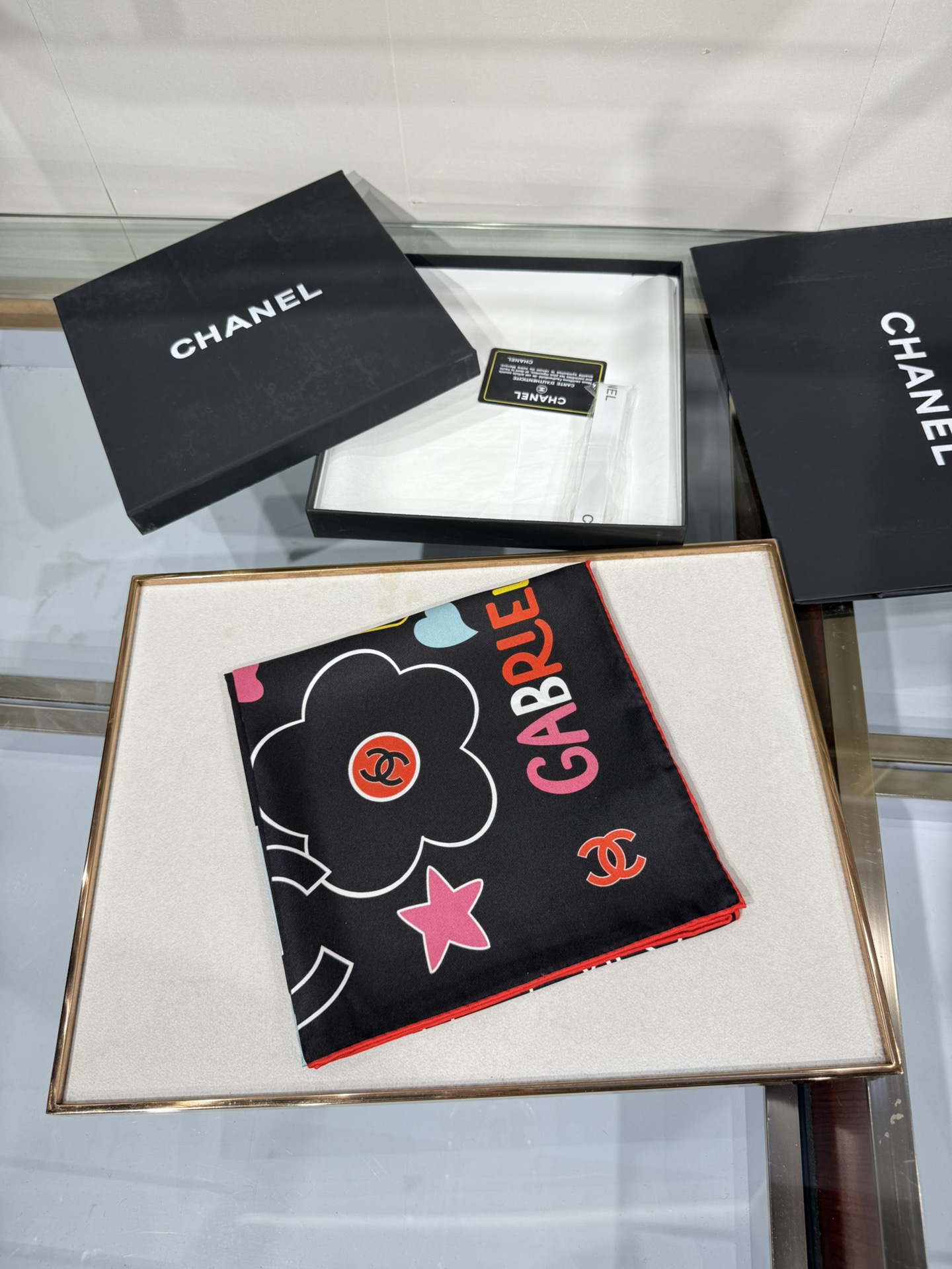 💟2025年90真丝双面上新💦💞18姆米真丝【90真丝斜纹双面同色佩戴】手工卷边斜纹真丝方巾（100%桑