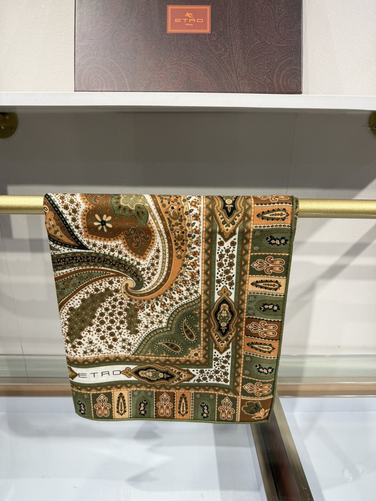 💟2025年 ETRo 秋冬抢先 上新💞【双面同色丝毛方巾】手工卷边山羊绒和真丝混纺披肩（70%山羊绒，