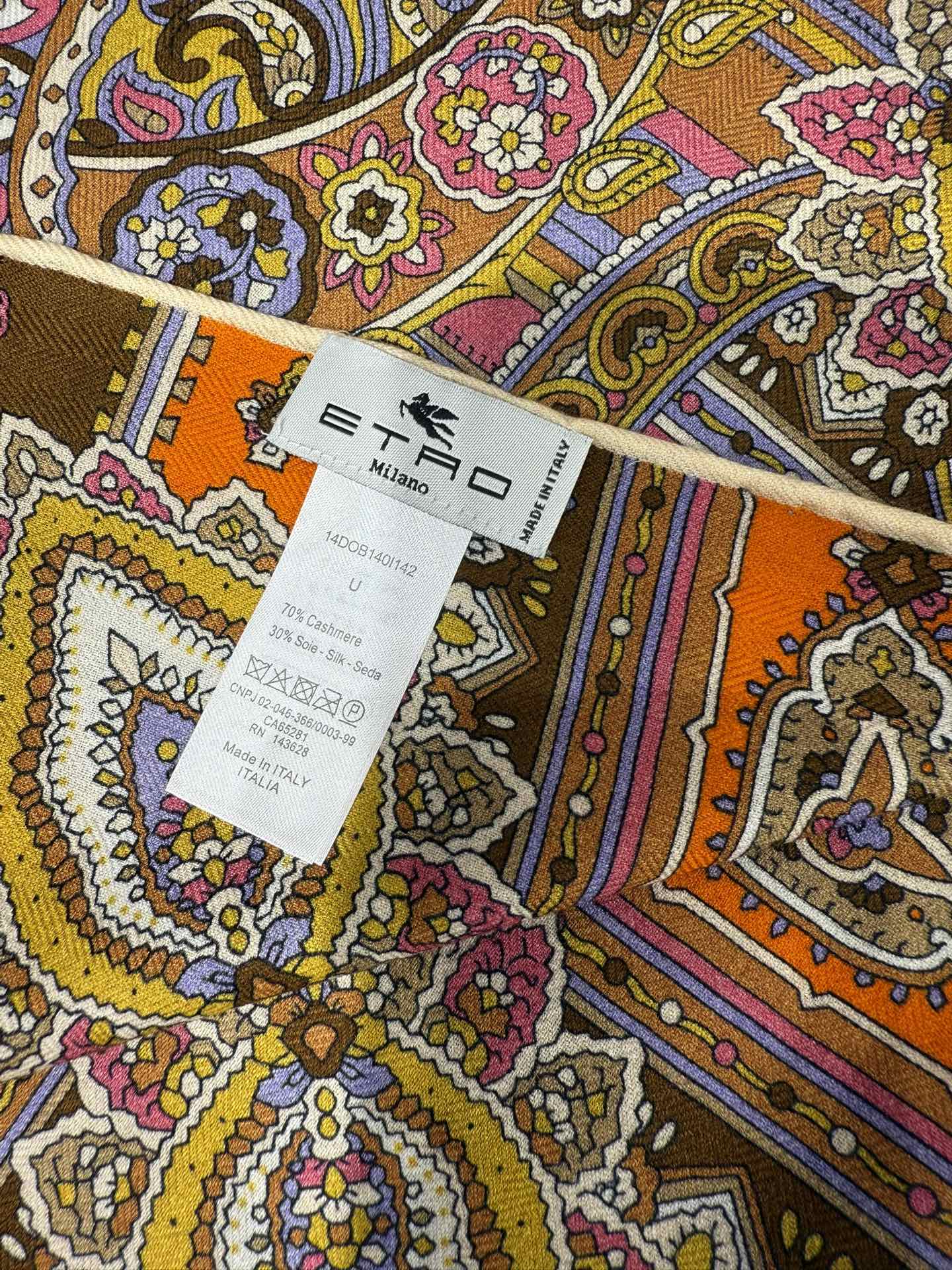 💟2025年 ETRo 秋冬抢先 上新💞【双面同色丝毛方巾】手工卷边山羊绒和真丝混纺披肩（70%山羊绒，