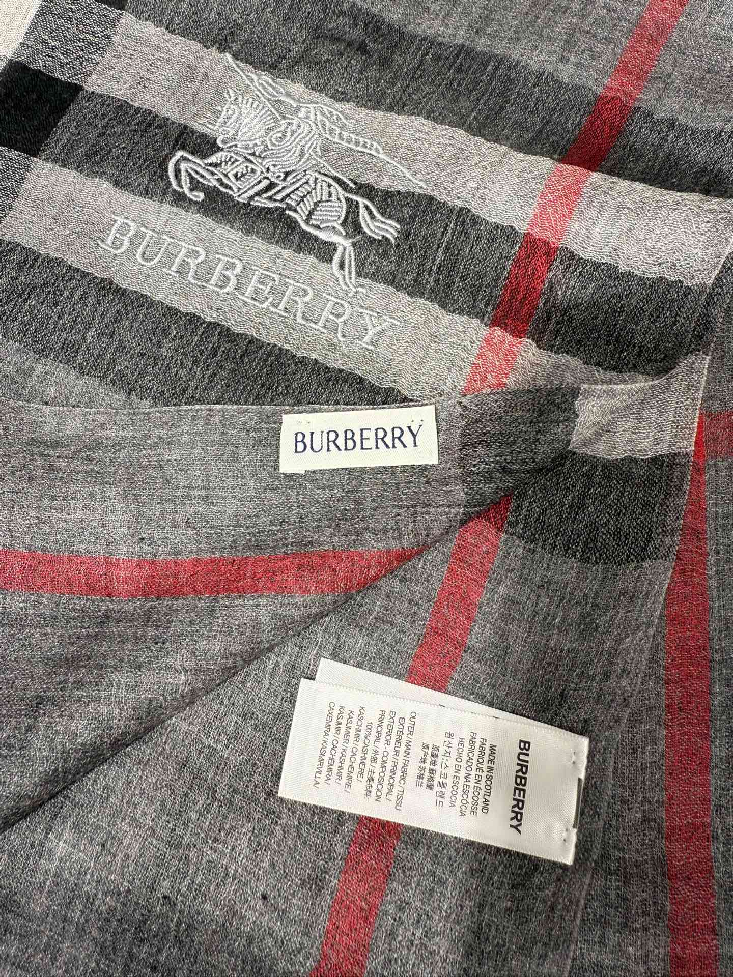 💟经典爆款补单到货！万众瞩目战马绣标官网经典版到货啦～软糯亲肤是我们的初衷～♦️最优质的年轻设计师推出的