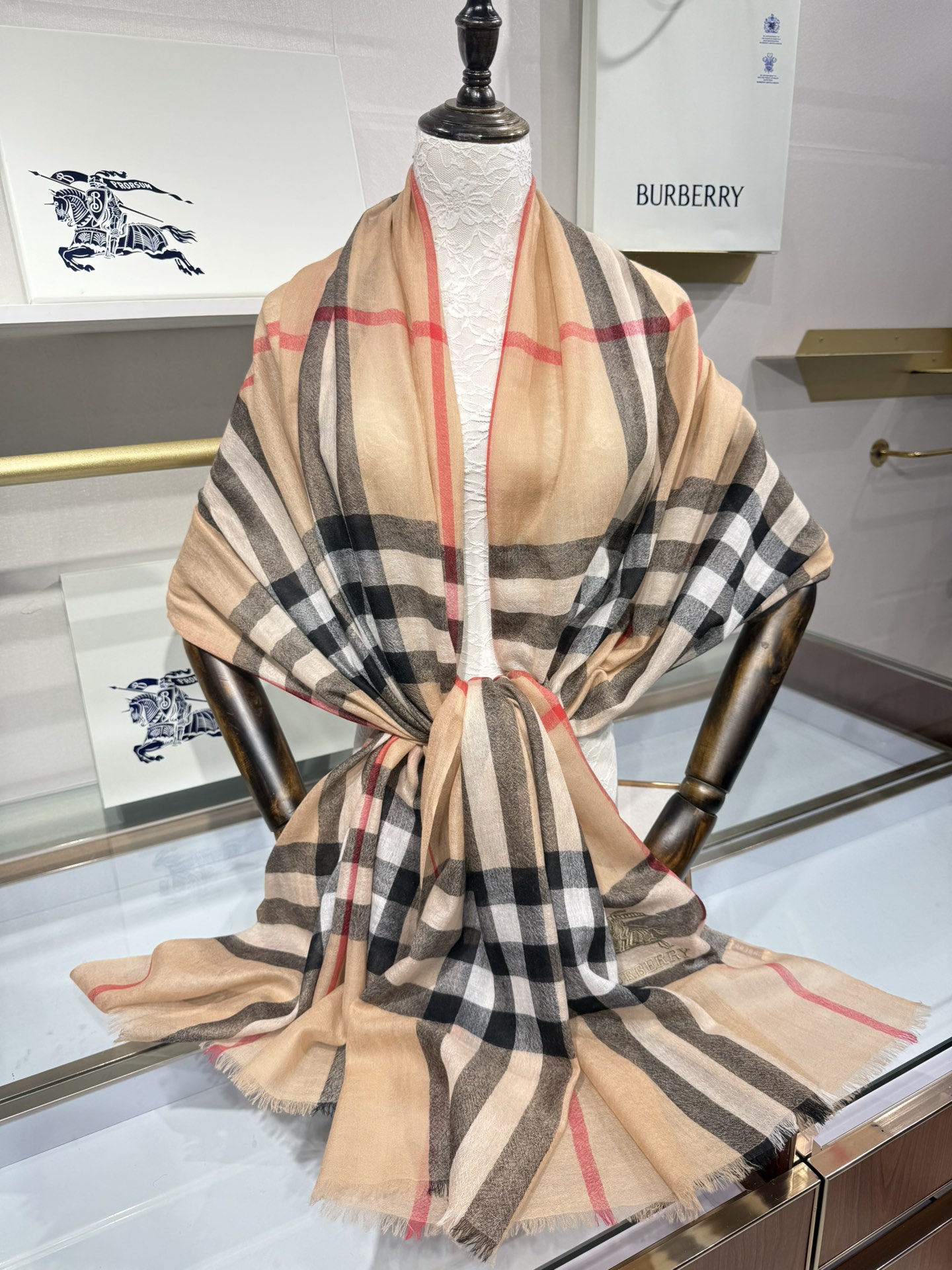 💟经典爆款补单到货！万众瞩目战马绣标官网经典版到货啦～软糯亲肤是我们的初衷～♦️最优质的年轻设计师推出的