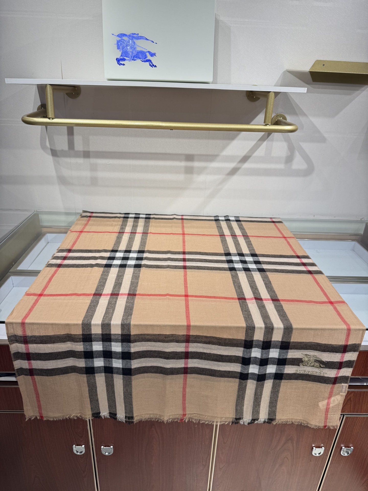 💟经典爆款补单到货！万众瞩目战马绣标官网经典版到货啦～软糯亲肤是我们的初衷～♦️最优质的年轻设计师推出的