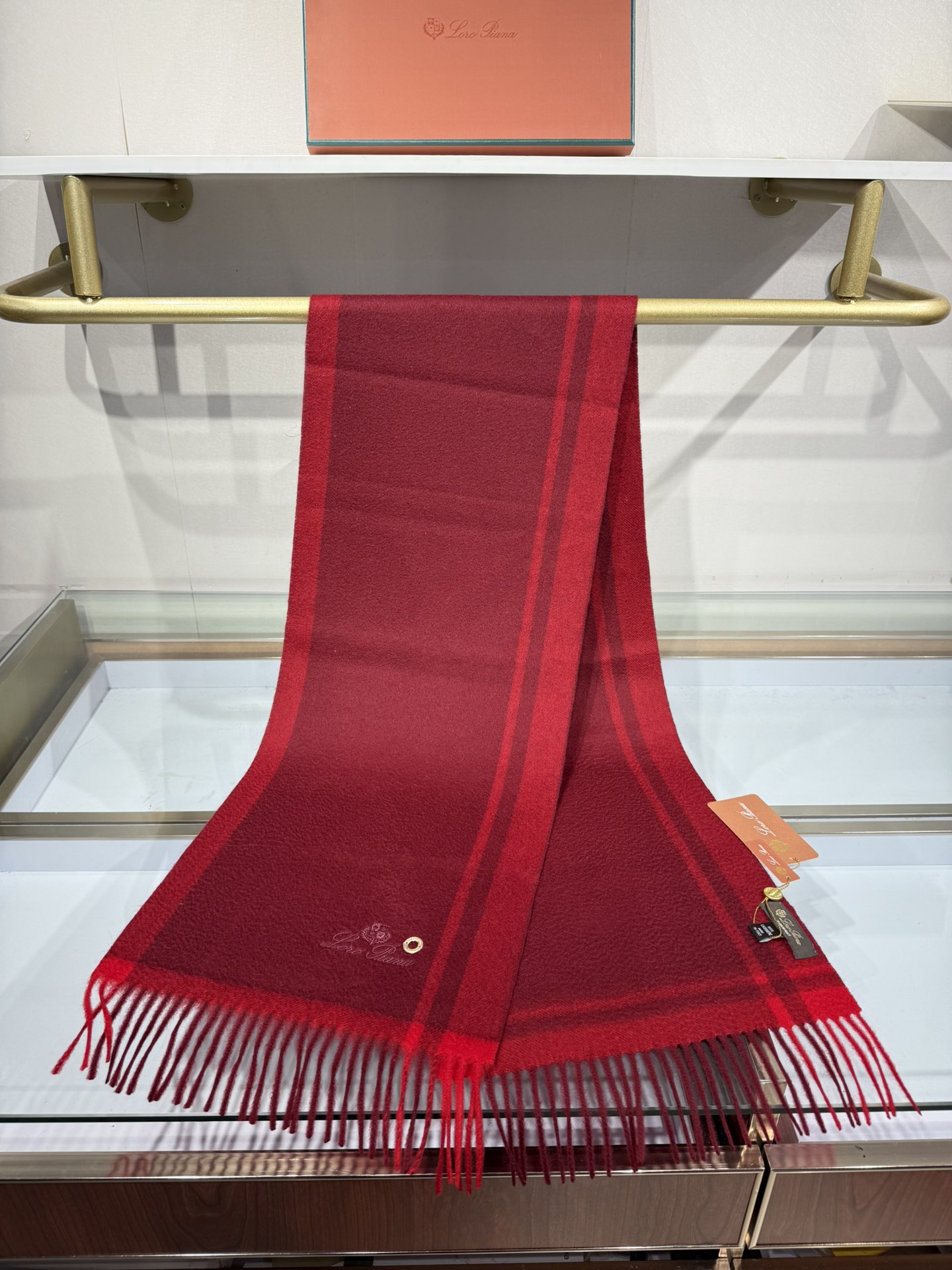 💟2025年秋冬新款抢先出 𝐋𝐨𝐫𝐨 𝐩𝐢𝐚𝐧𝐚 诺悠翩雅 山羊绒长巾 𝐒𝐢𝐳𝐞: 170x35 𝟏𝟎𝟎