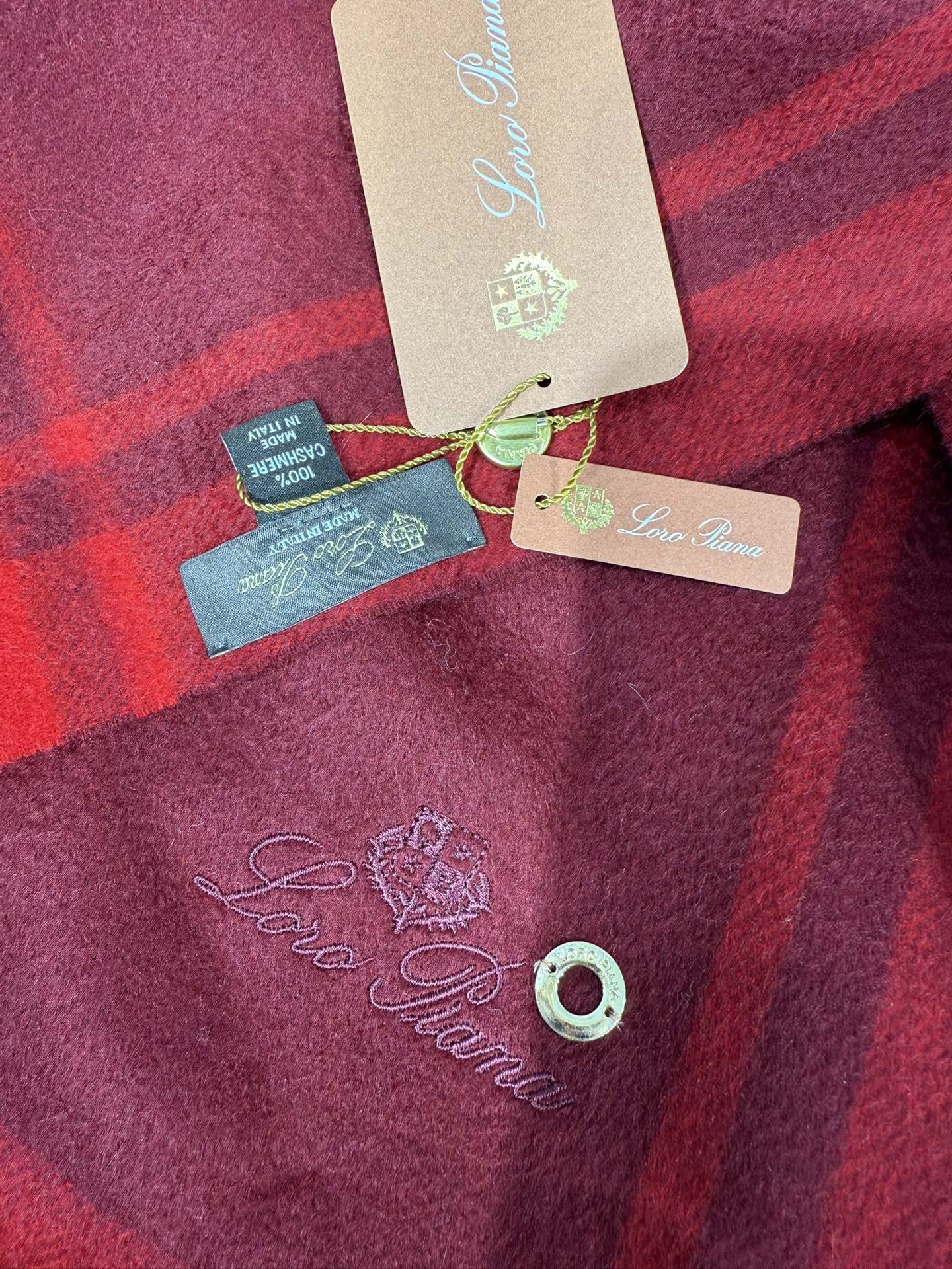 💟2025年秋冬新款抢先出 𝐋𝐨𝐫𝐨 𝐩𝐢𝐚𝐧𝐚 诺悠翩雅 山羊绒长巾 𝐒𝐢𝐳𝐞: 170x35 𝟏𝟎𝟎