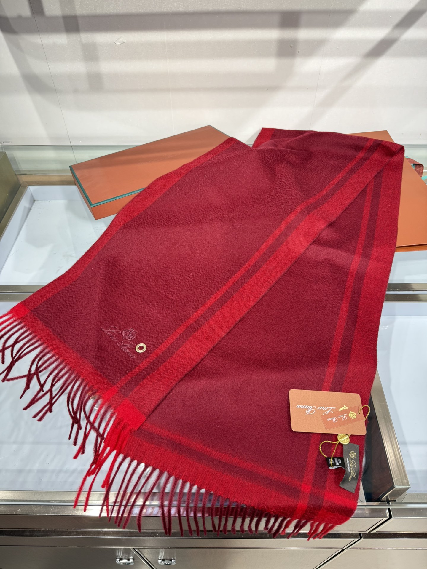 💟2025年秋冬新款抢先出 𝐋𝐨𝐫𝐨 𝐩𝐢𝐚𝐧𝐚 诺悠翩雅 山羊绒长巾 𝐒𝐢𝐳𝐞: 170x35 𝟏𝟎𝟎